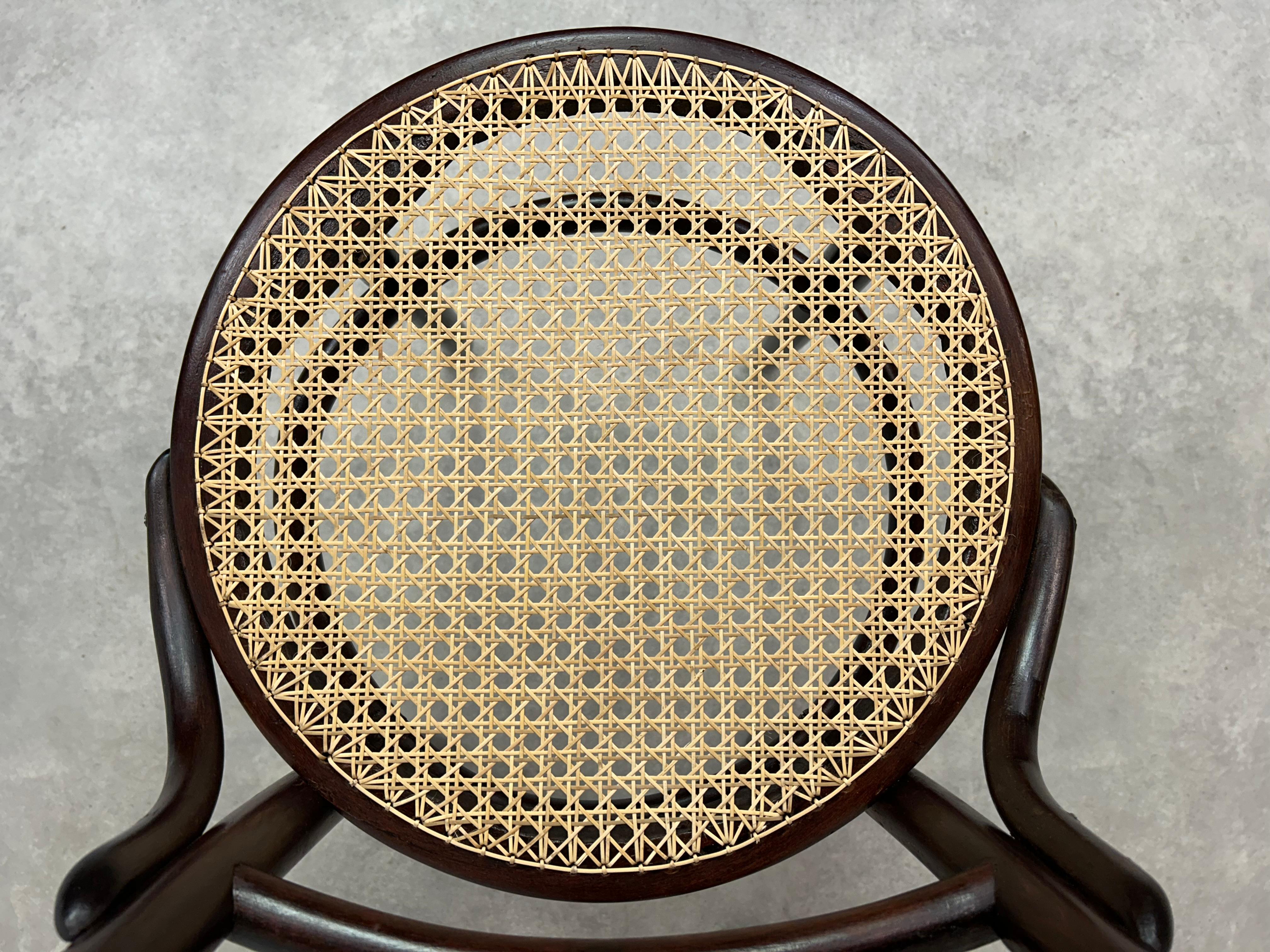 Bugholzstuhl attr. zu Thonet im Angebot 3