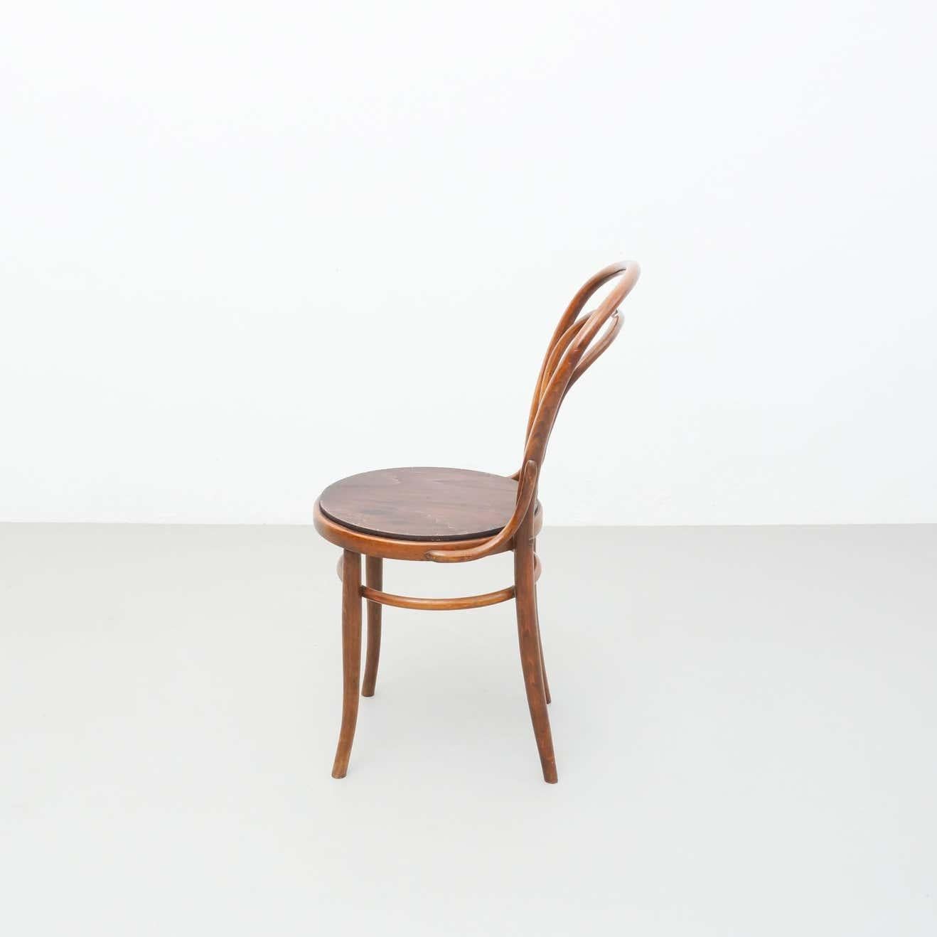 Austrian Bentwood Chair in the Style of Thonet, circa 1930 For Sale