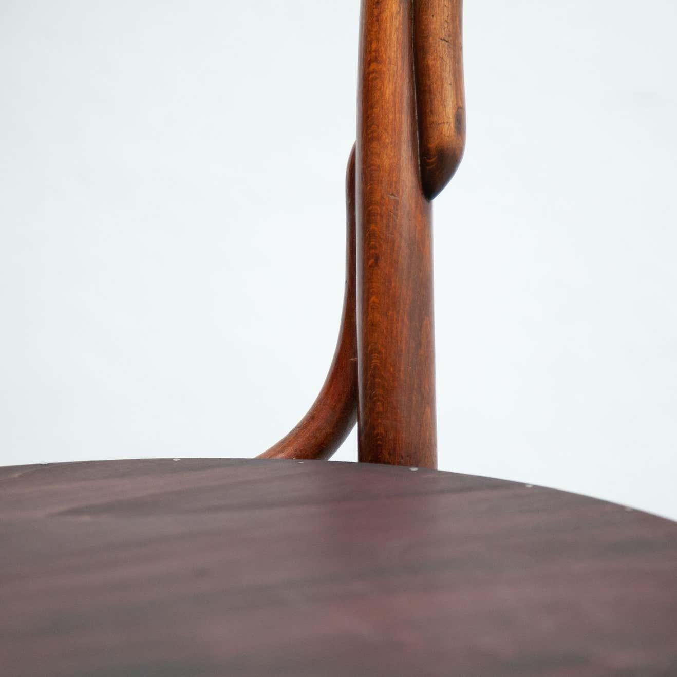 Milieu du XXe siècle Chaise en bois cintr dans le style de Thonet, vers 1930 en vente