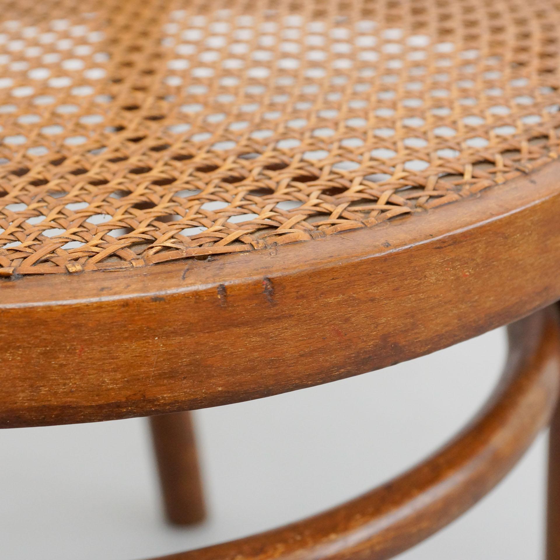 Bentwood Chair in the Style of Thonet, Rattan and Wood, circa 1940 For Sale 8