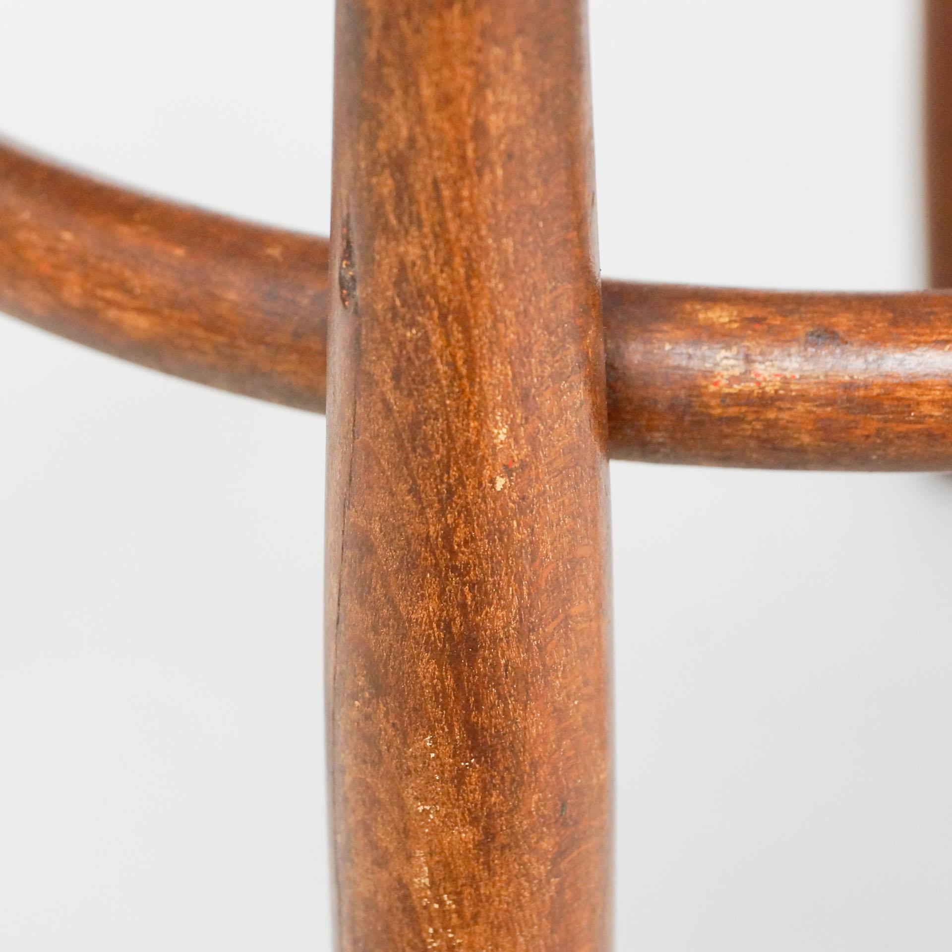 Bentwood Chair in the Style of Thonet, Rattan and Wood, circa 1940 For Sale 6