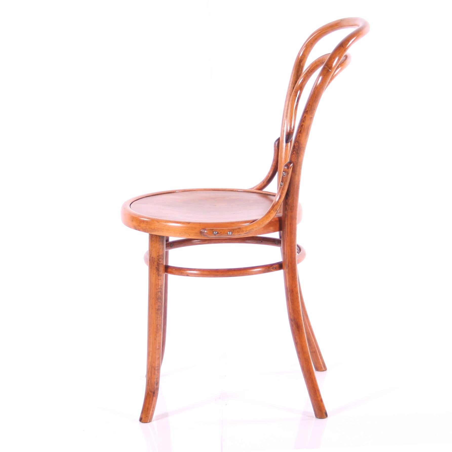 Beech Bentwood Chair Thonet No.14 For Sale