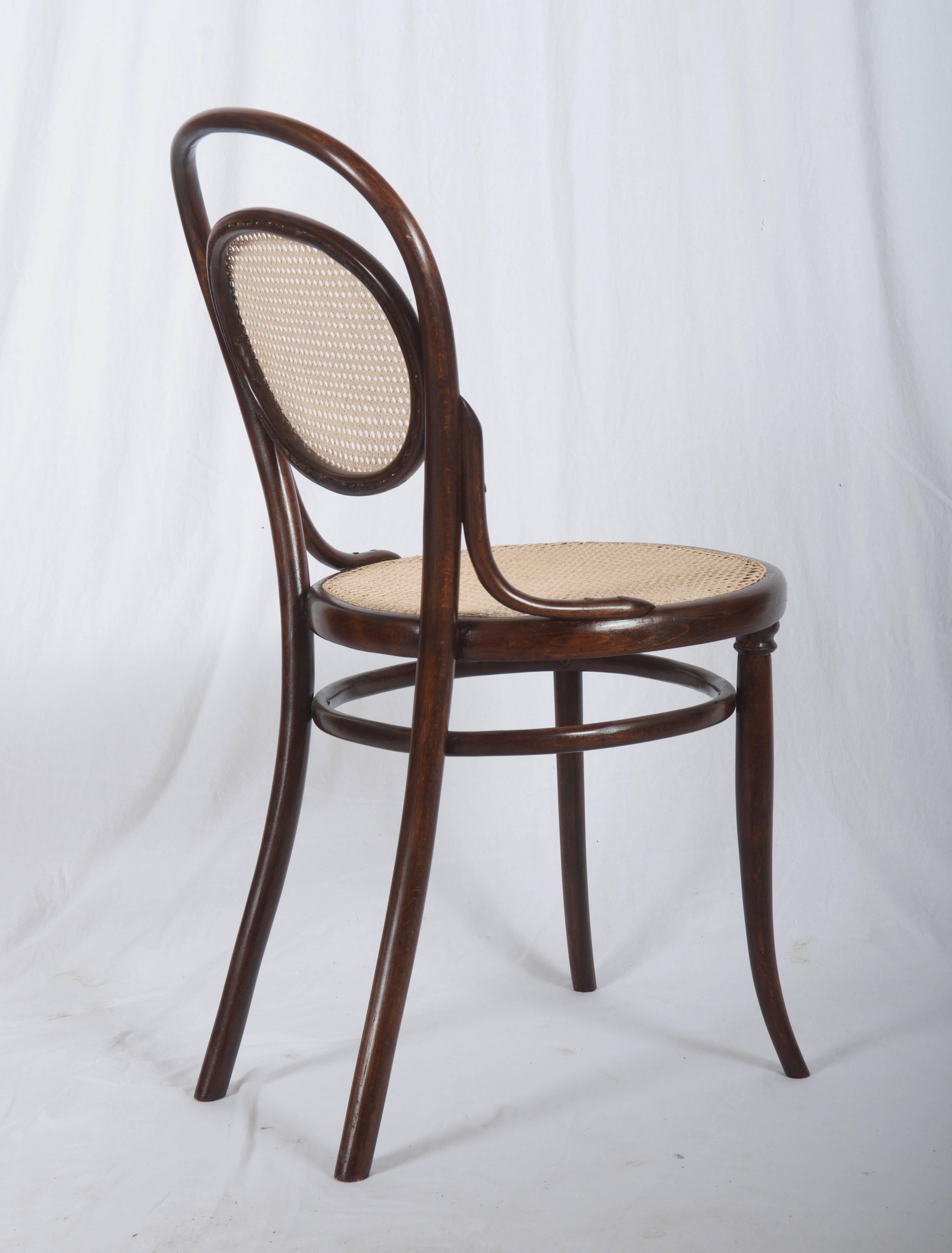 Bentwood Chair Thonet Style In Excellent Condition In Vienna, AT