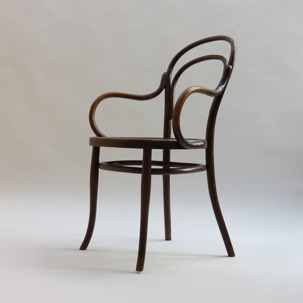 Beech Bentwood Chair with arms Model No 14 Art Nouveau Chair Thonet Austria 1890 For Sale