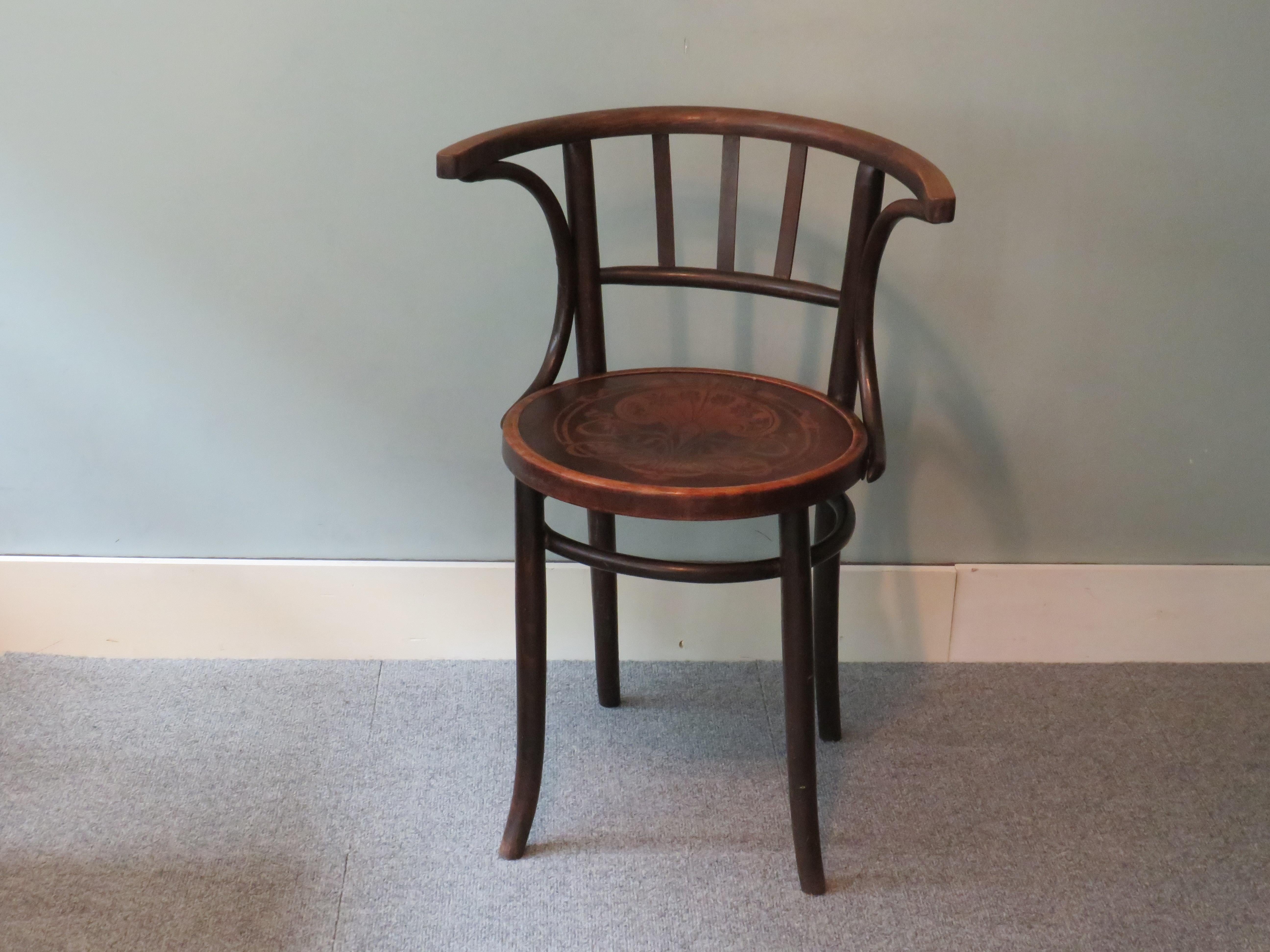 Bentwood Chairs, Early 1900 Attributed to Thonet 2