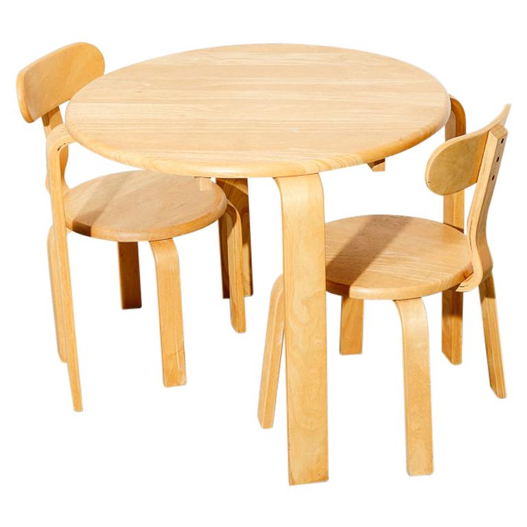 Ensemble pour enfants en bois courbé dans le style d'Alvar Aalto