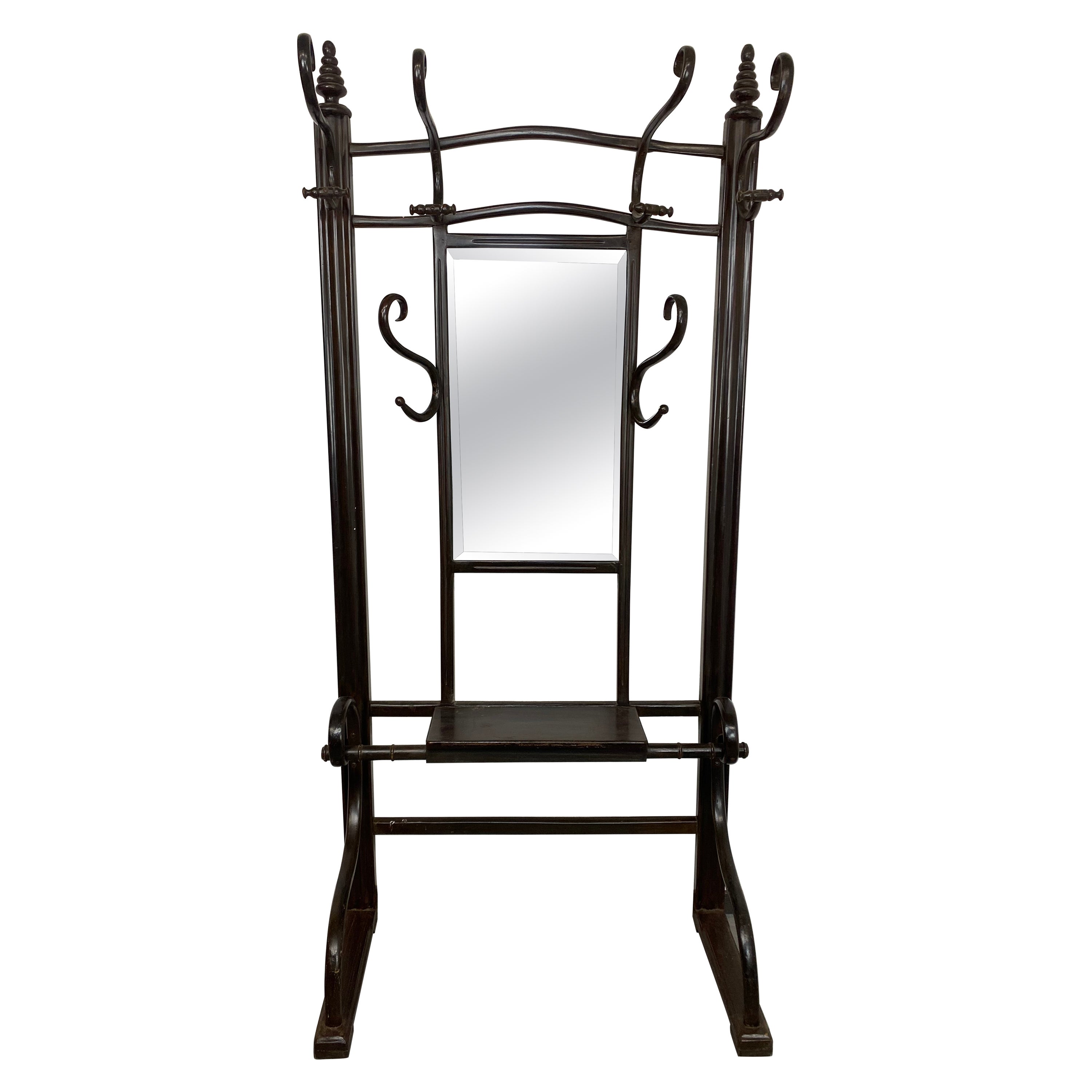 Porte-manteau en bois cintré n° 1082 de J&J Kohn