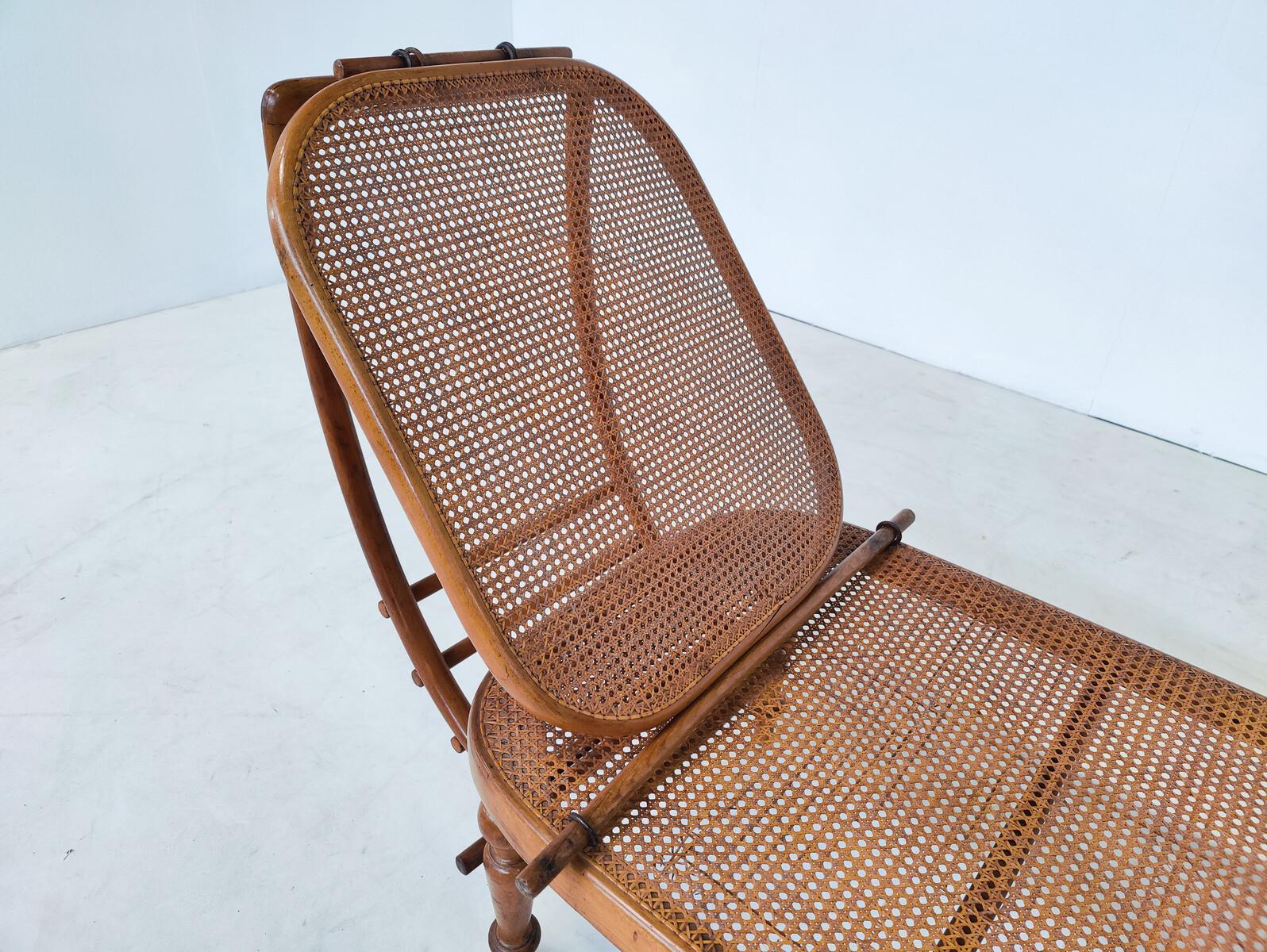 Méridienne en bois cintré de Thonet, Autriche, années 1900 en vente 4