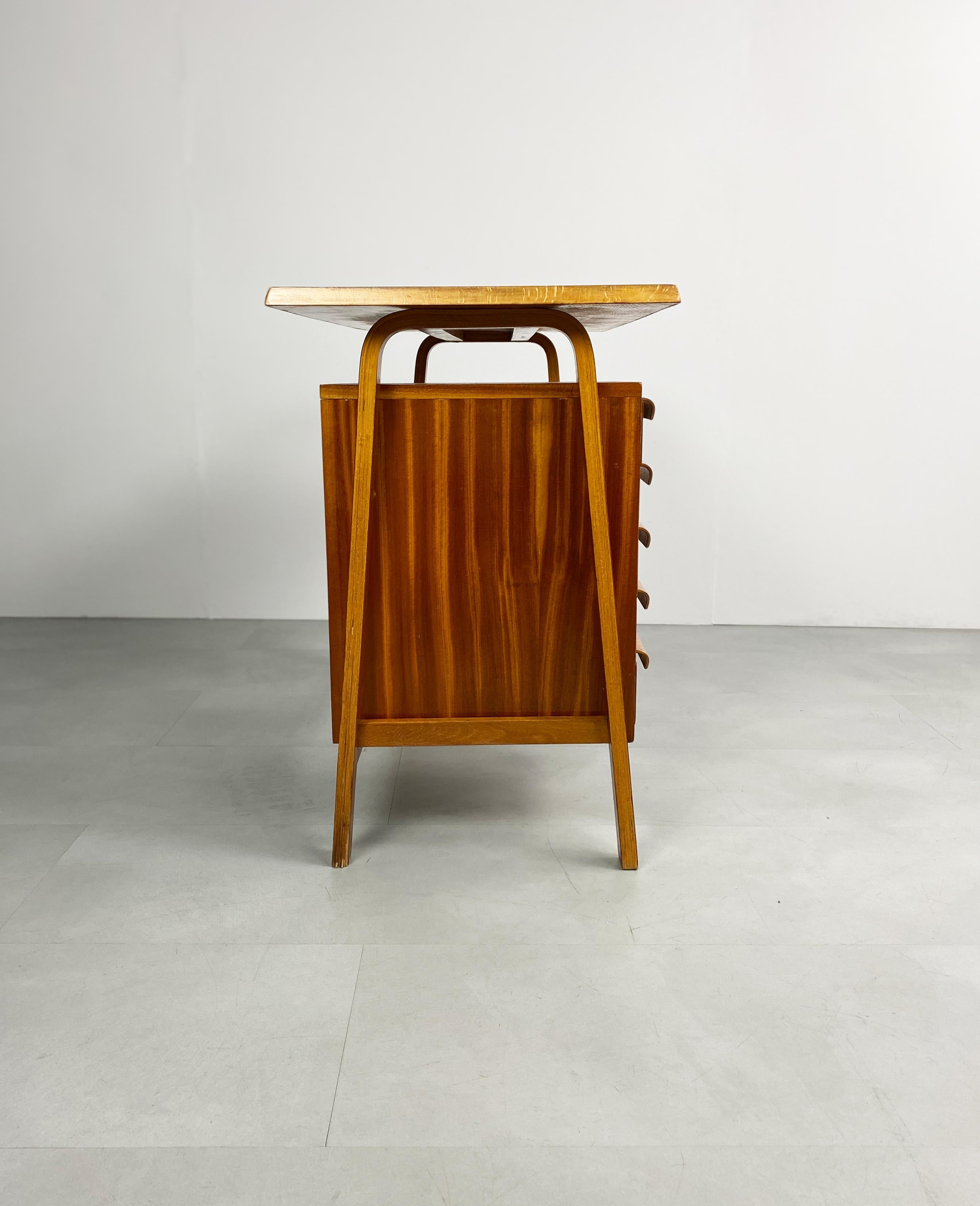 Mid-20th Century Bentwood Desk by Gordon Russell, England, c.1950