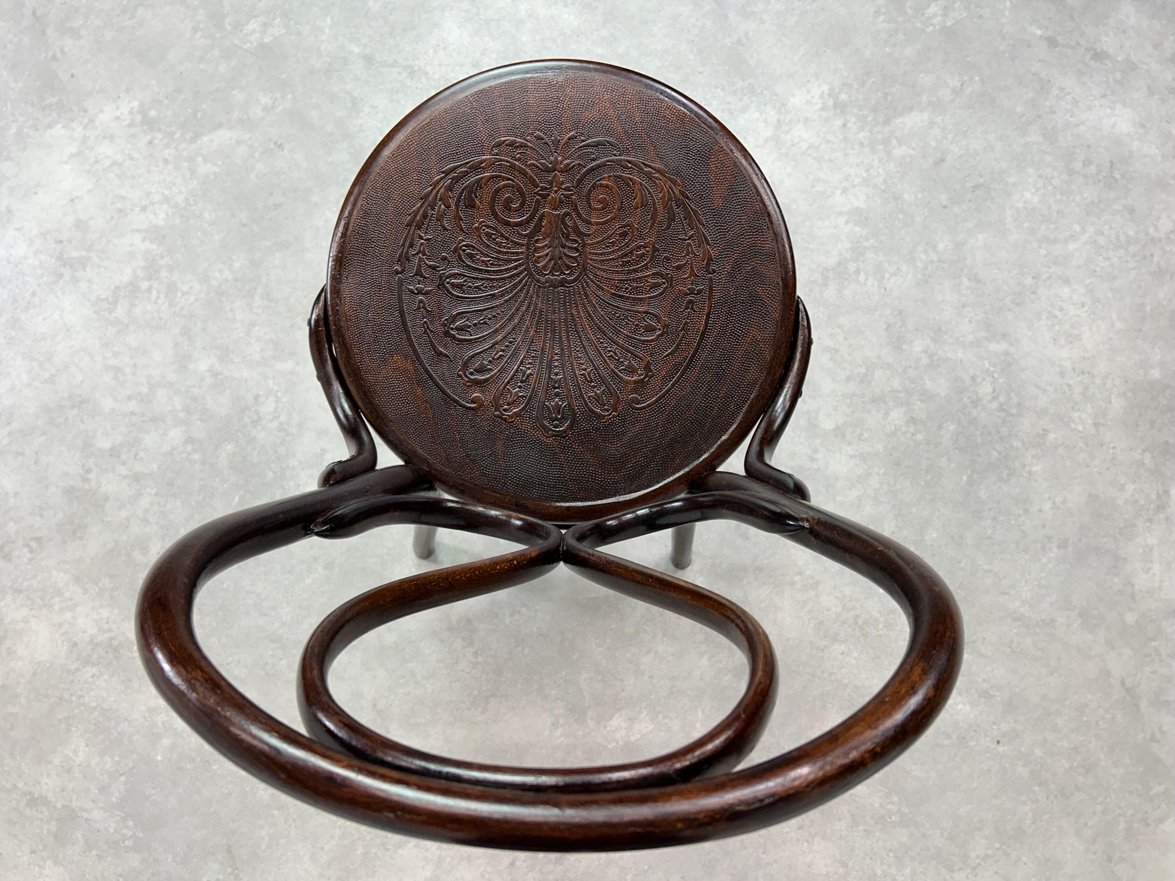 Silla de comedor de madera curvada nº 20 de Thonet en Excelente estado para la venta en Banská Štiavnica, SK
