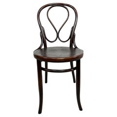 Bentwood dining chair no.20 by Thonet