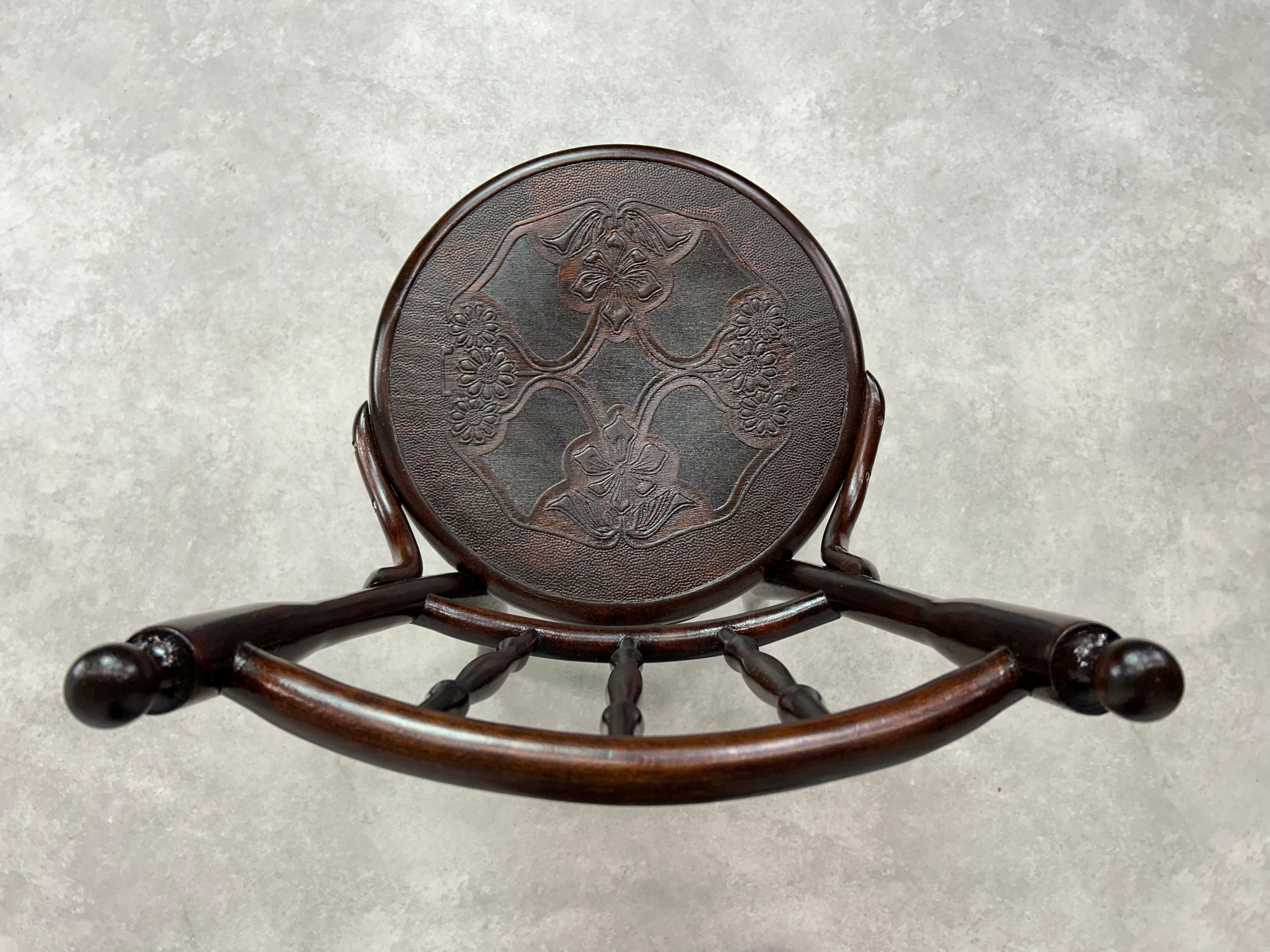 Esszimmerstuhl aus Bugholz von Thonet im Zustand „Hervorragend“ im Angebot in Banská Štiavnica, SK