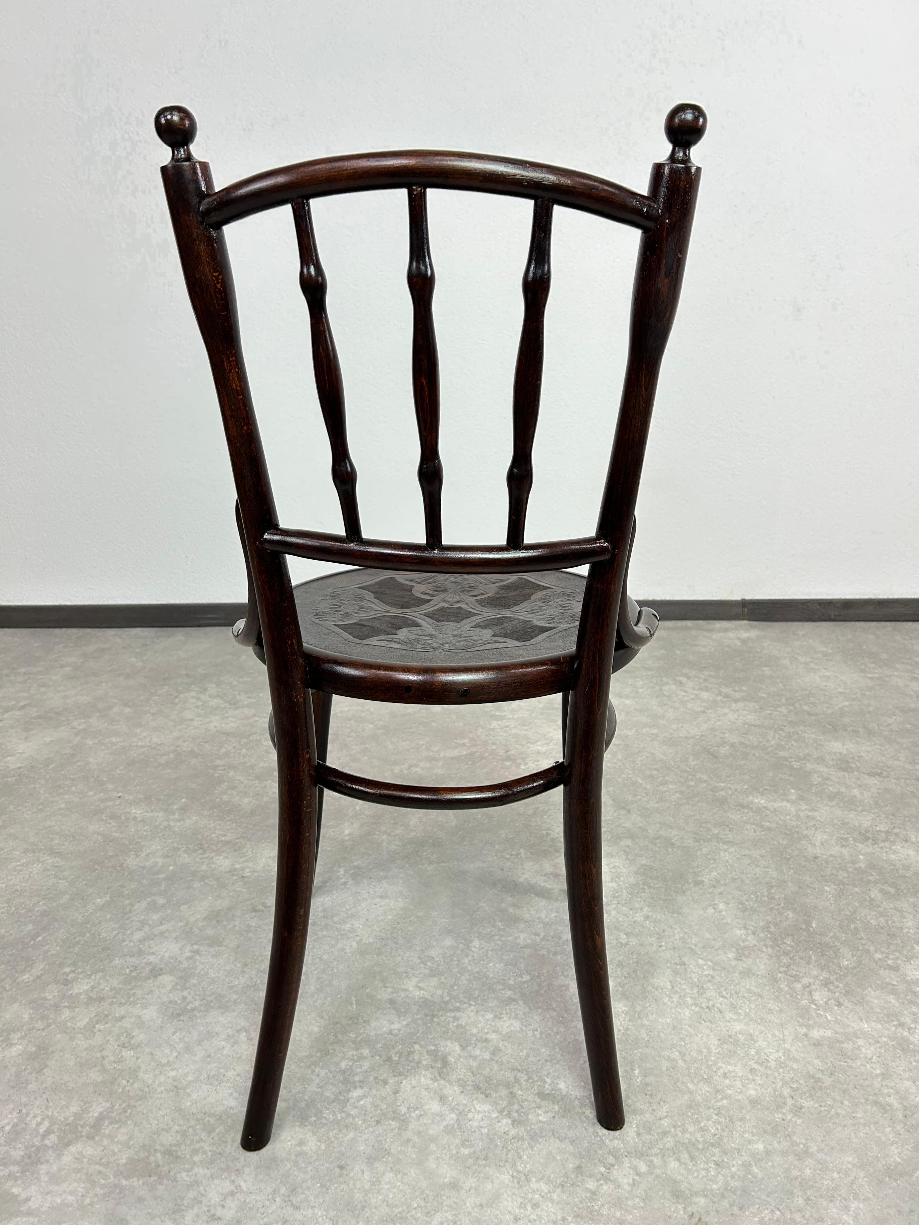 Esszimmerstuhl aus Bugholz von Thonet im Angebot 1