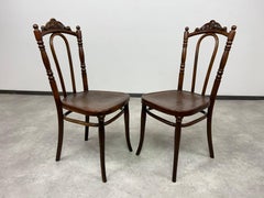 Bentwood dining room chairs by Thonet Austria