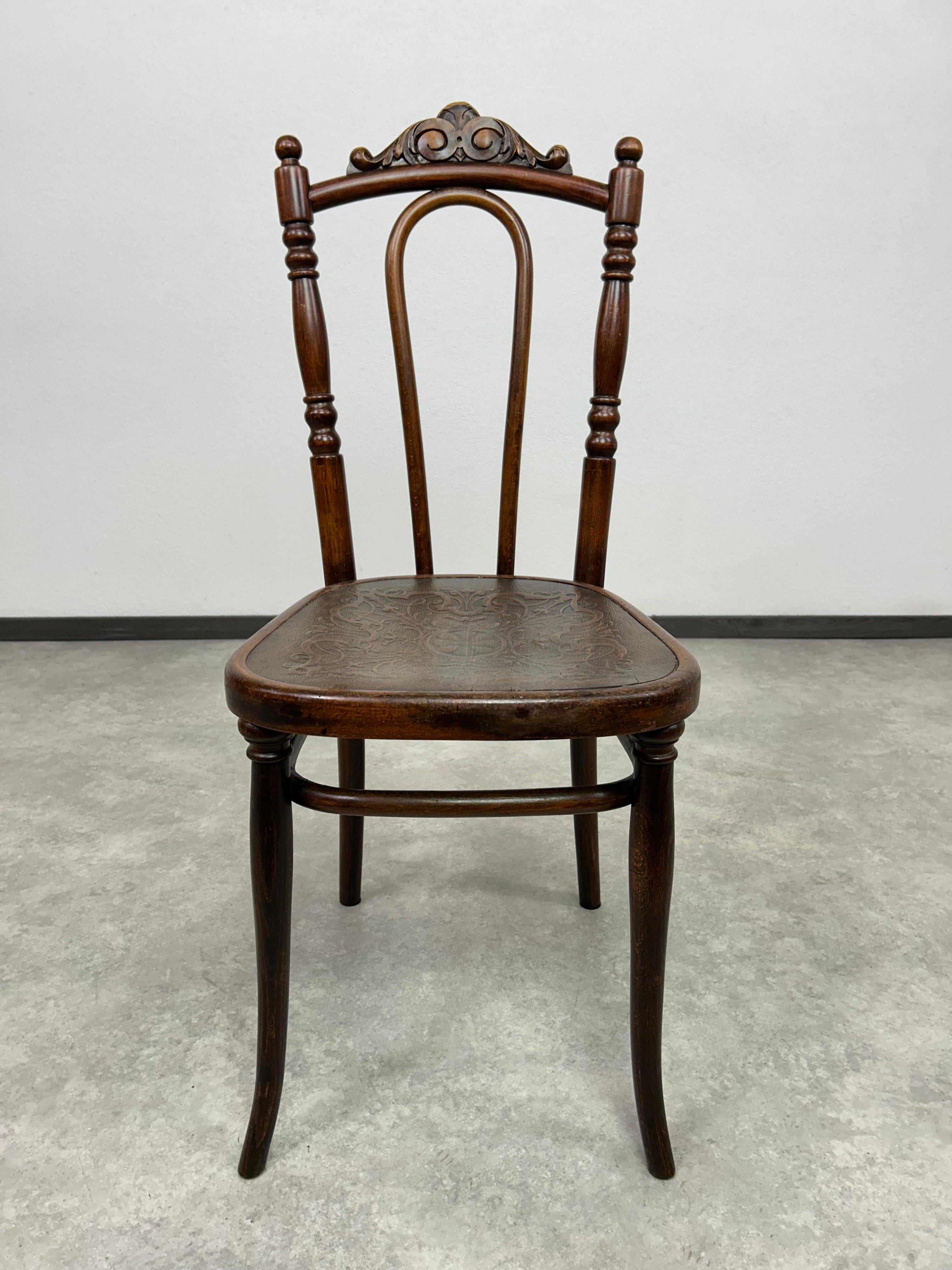 Esszimmerstühle aus Bugholz von Thonet Österreich (Slowakisch) im Angebot