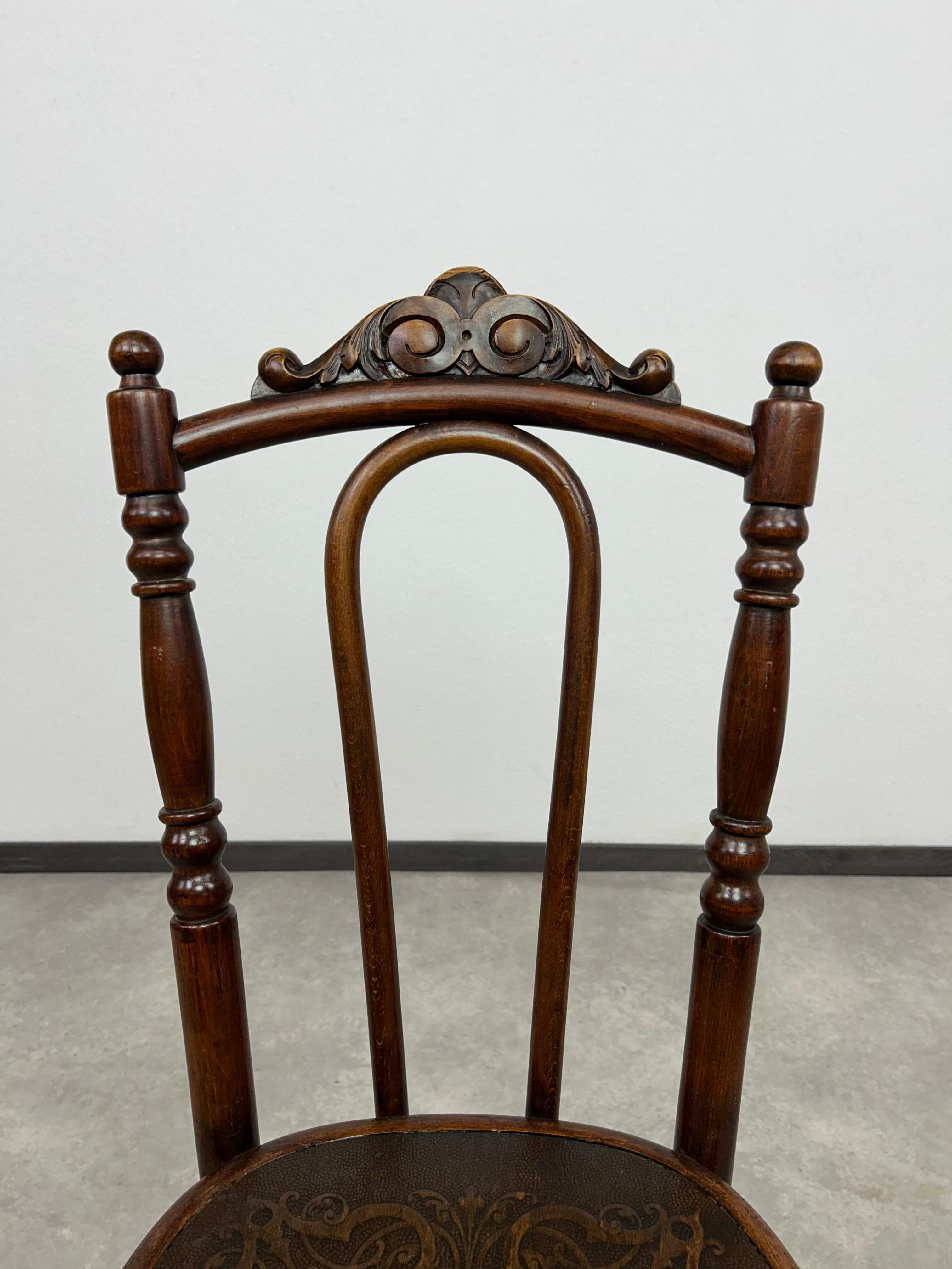 Esszimmerstühle aus Bugholz von Thonet Österreich (Frühes 20. Jahrhundert) im Angebot