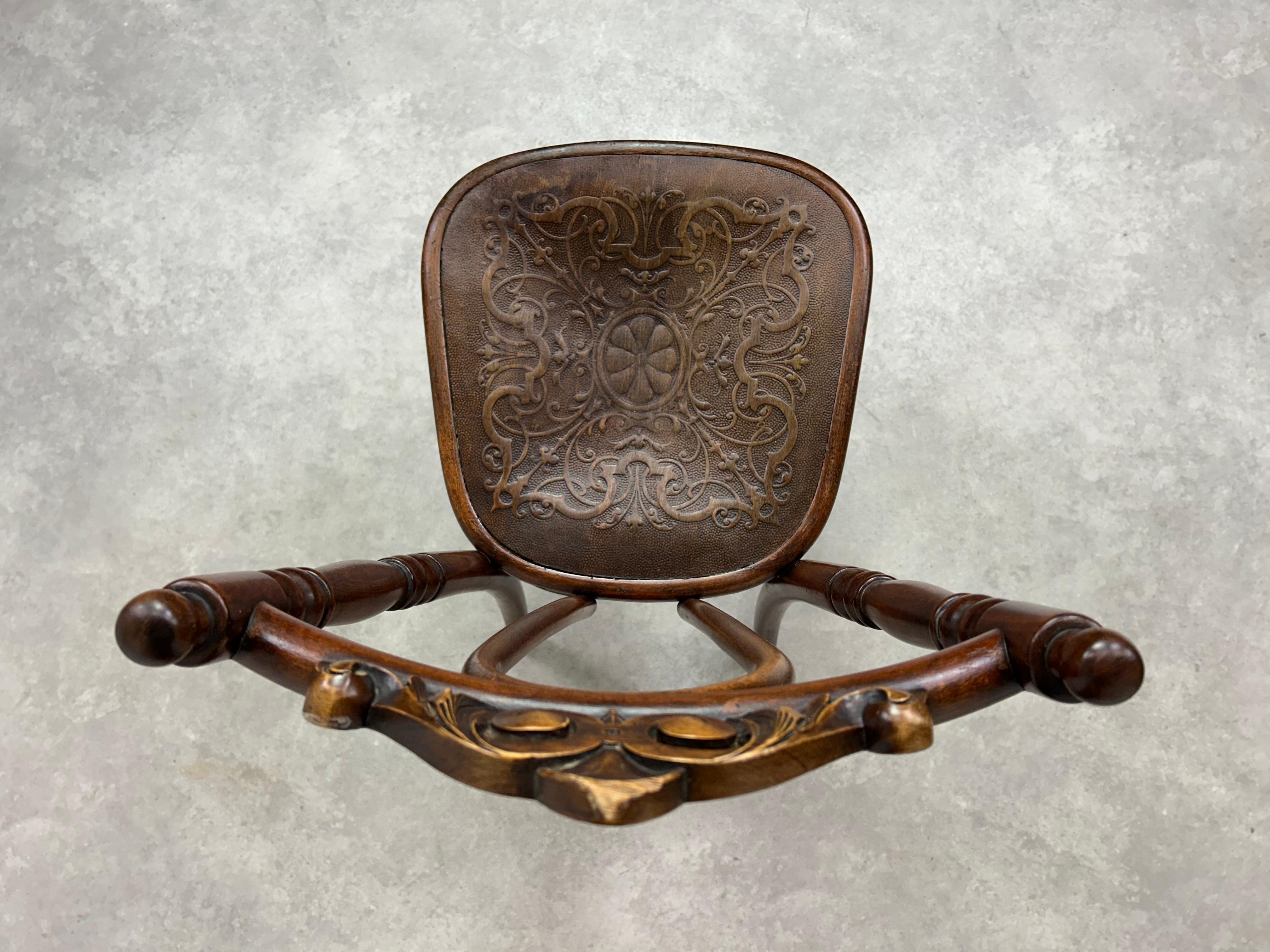 Esszimmerstühle aus Bugholz von Thonet Österreich (Buchenholz) im Angebot