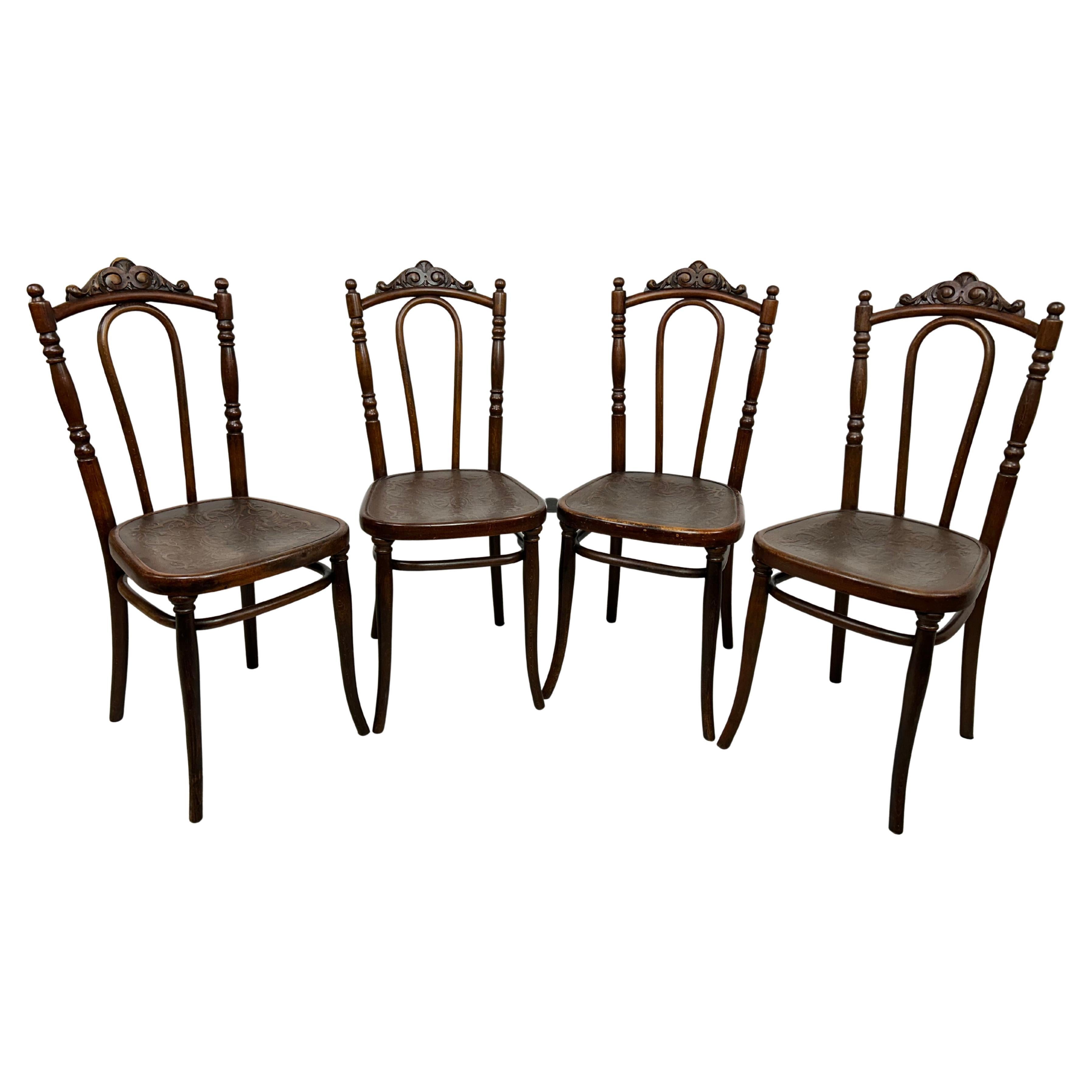 Bentwood dining room chairs by Thonet Austria