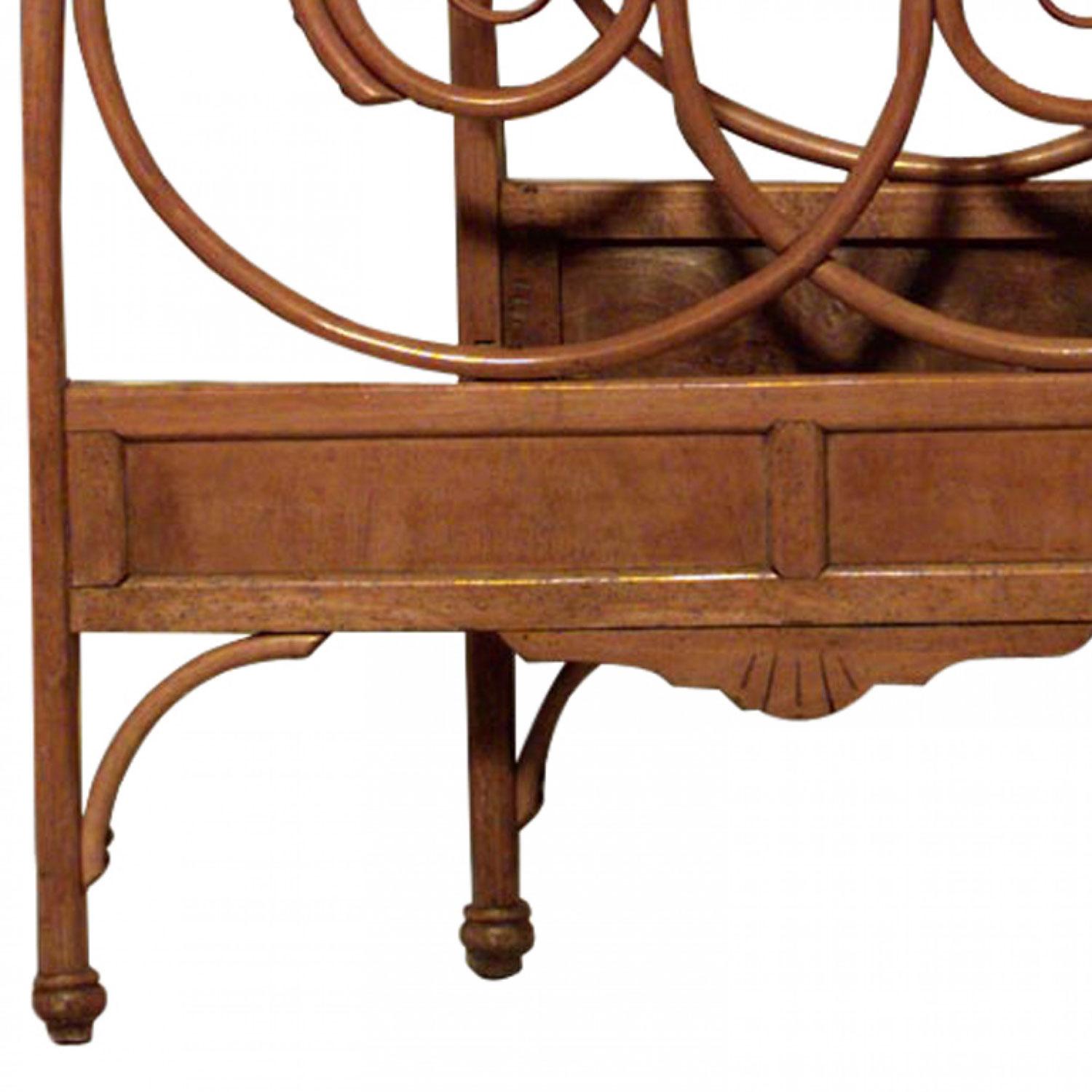 Autre Bentwood Double Scroll Beech Twin Bed en vente