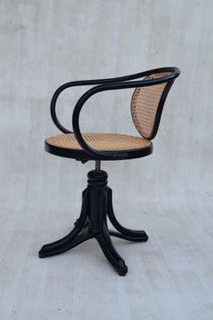 Bentwood Handwoven Rattan Swivel Chair, Model 5501 Thonet for ZPM Radomosk