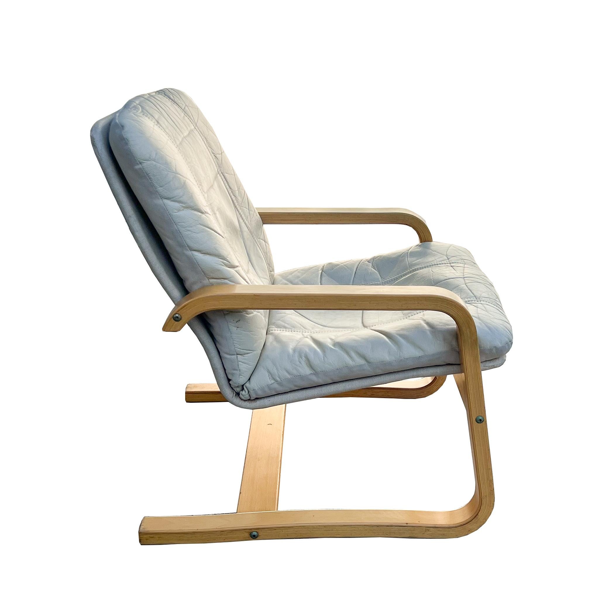 Mid-Century Modern Bentwood Lounge Chair For Sale
