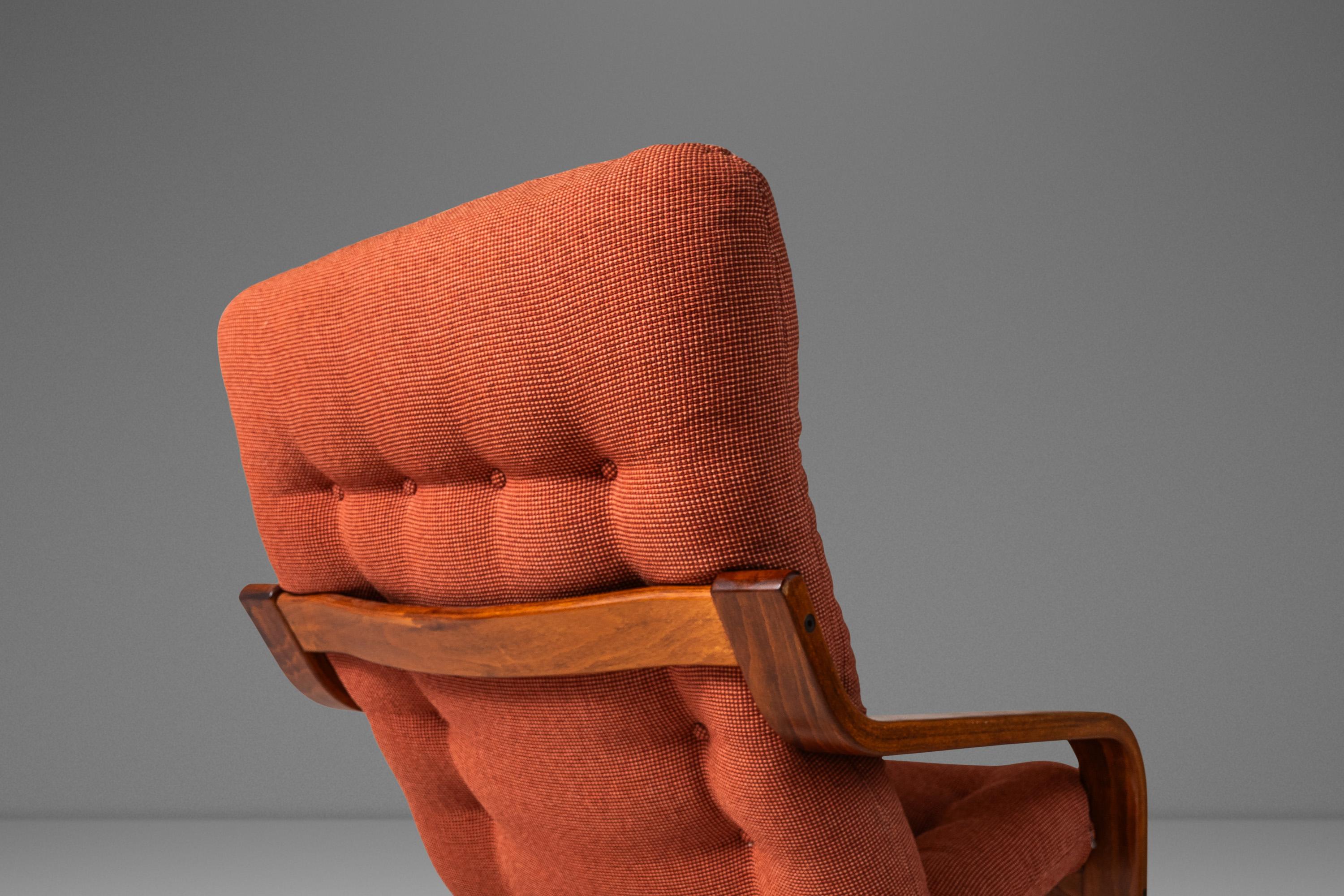 Bentwood Lounge Chair in Beech and Original Fabric by Westnofa, Norway, c. 1970s 13