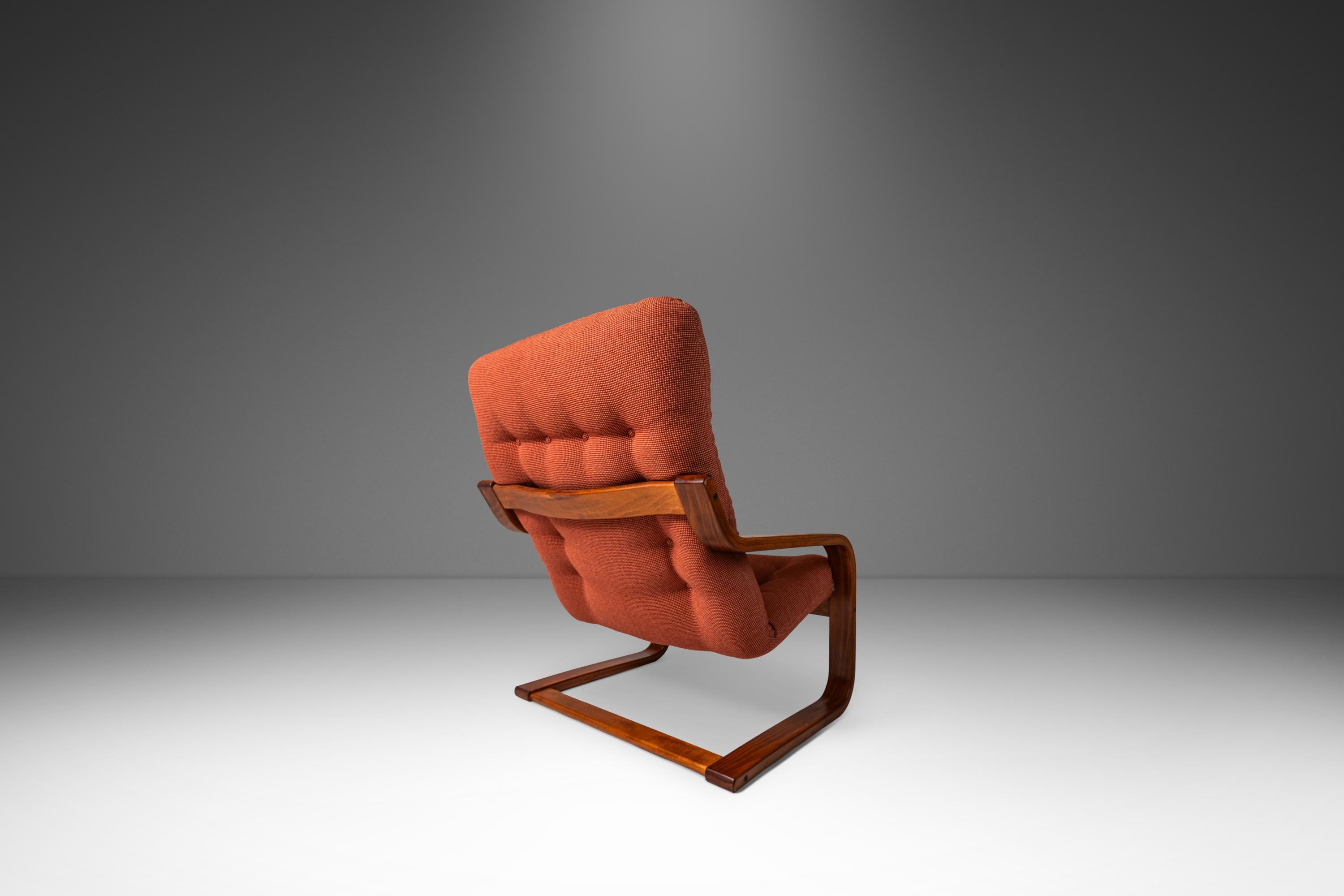 Bentwood Lounge Chair in Beech and Original Fabric by Westnofa, Norway, c. 1970s 1
