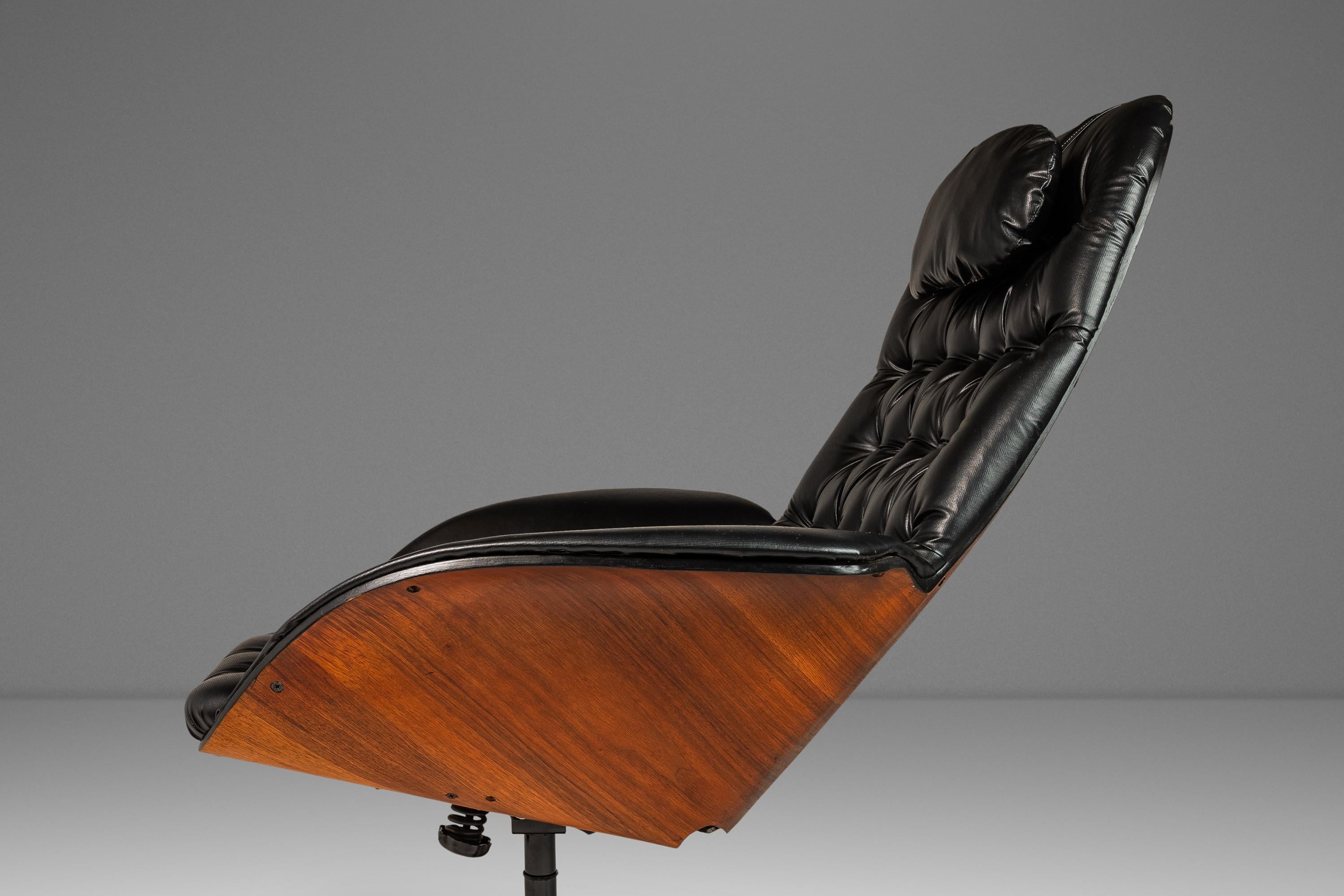 Bentwood Lounge Chair & Ottoman Set by George Mulhauser for Plycraft USA, 1960s For Sale 4
