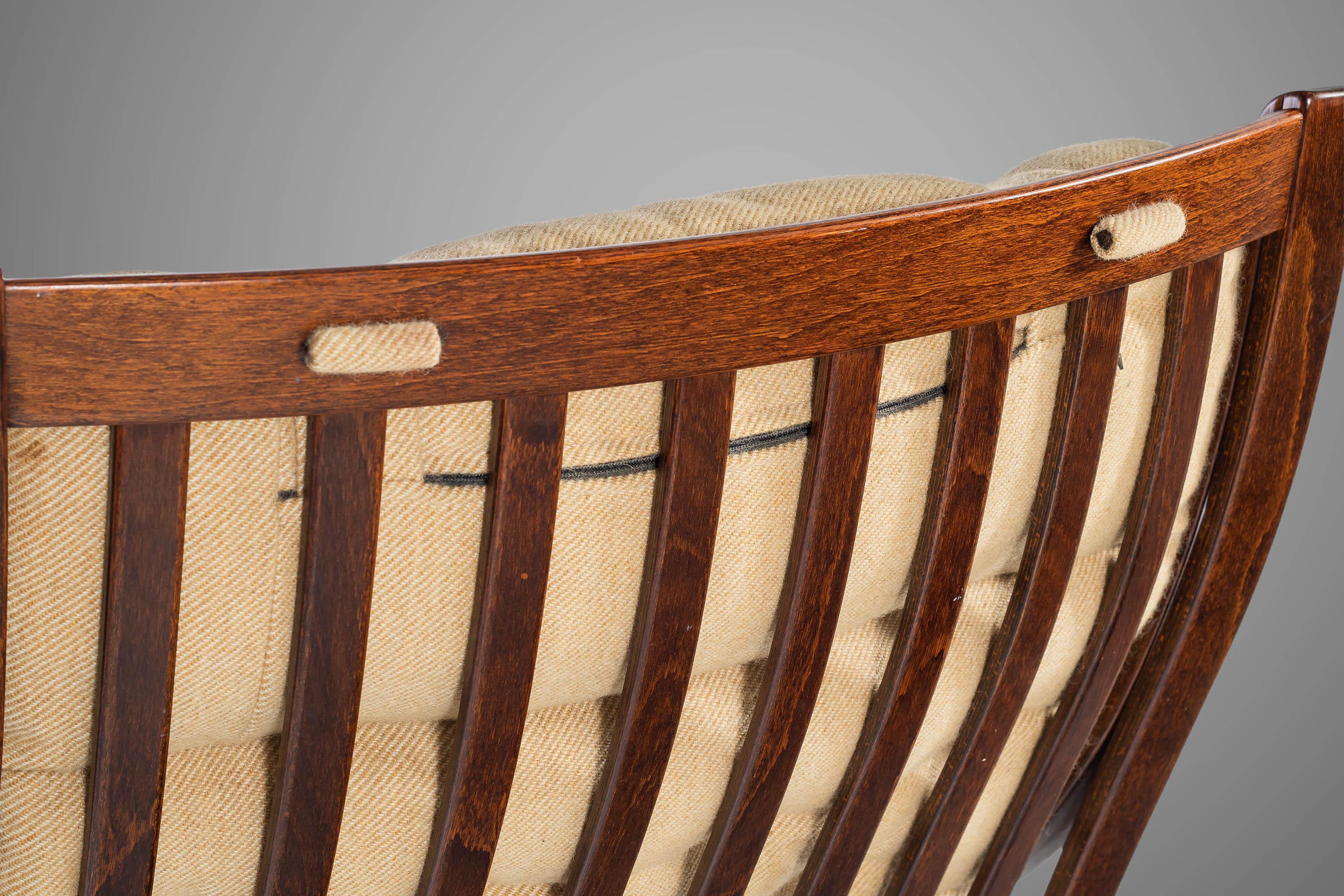 Fauteuil de salon en bois cintré avec pouf de Fredrik A. Kayser pour Vatne, Danemark, années 1960 en vente 4