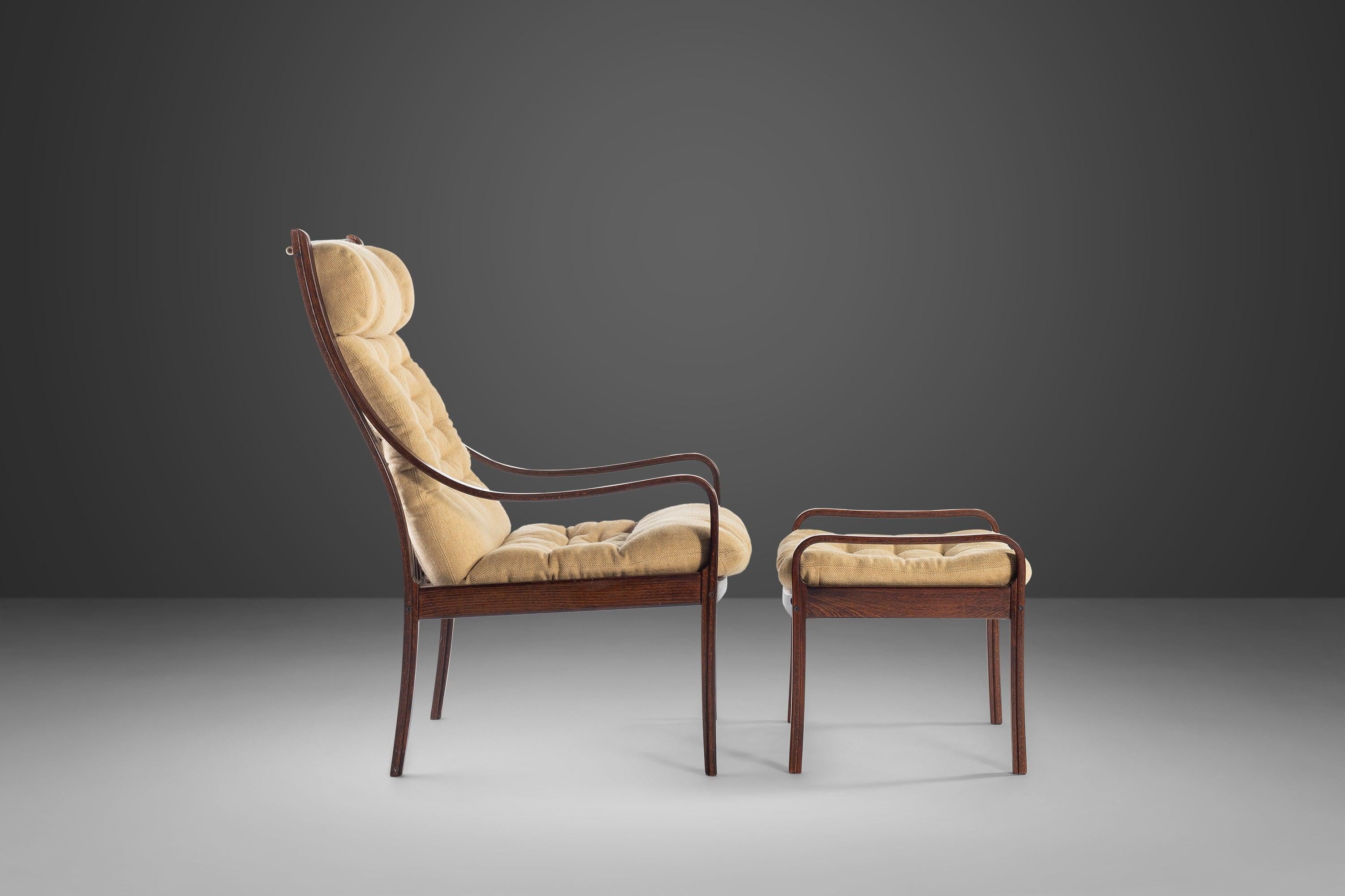 Mid-Century Modern Bentwood Lounge Chair w/ Ottoman by Fredrik A. Kayser for Vatne, Denmark, 1960s For Sale