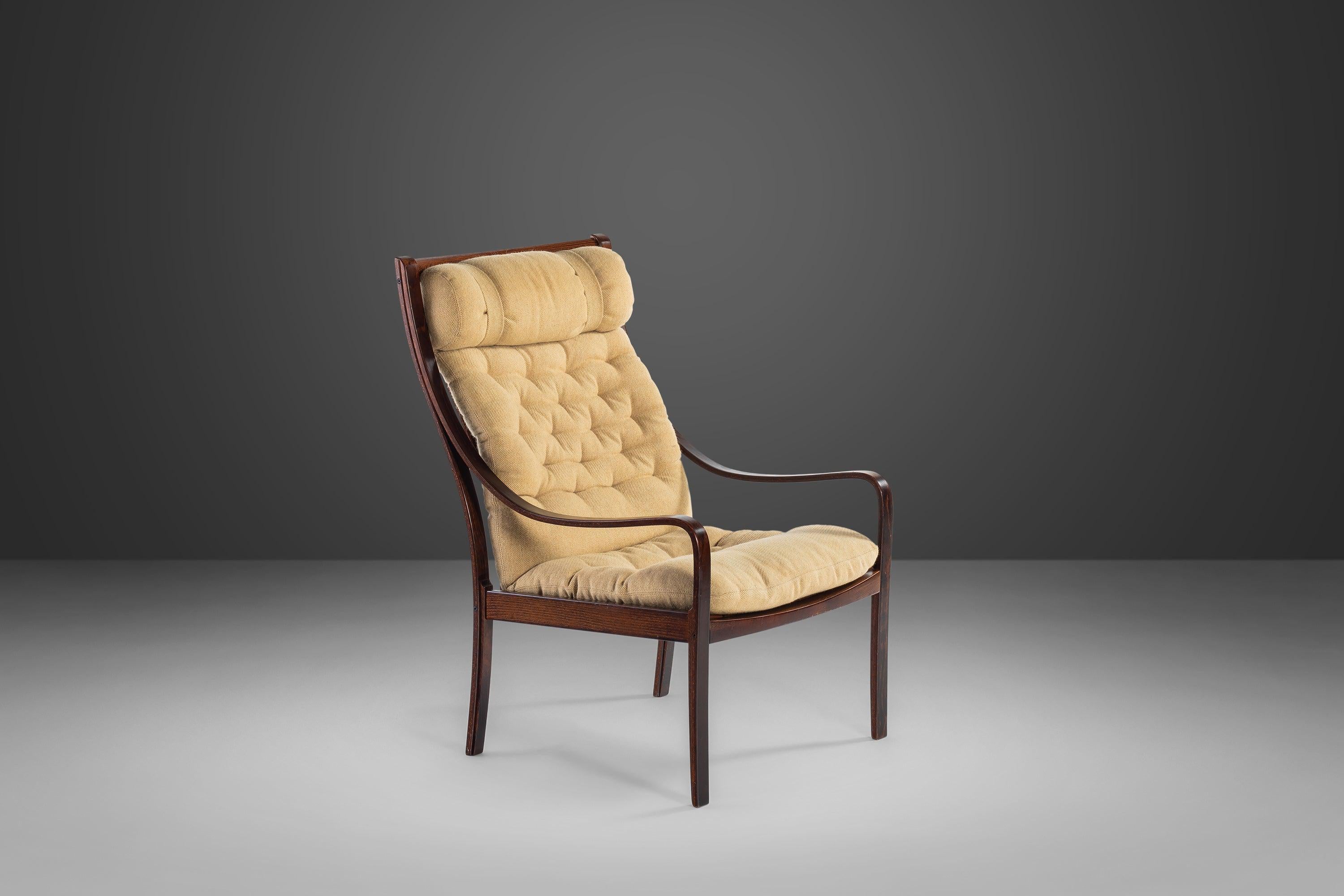 Bentwood Lounge Chair w/ Ottoman by Fredrik A. Kayser for Vatne, Denmark, 1960s In Good Condition For Sale In Deland, FL