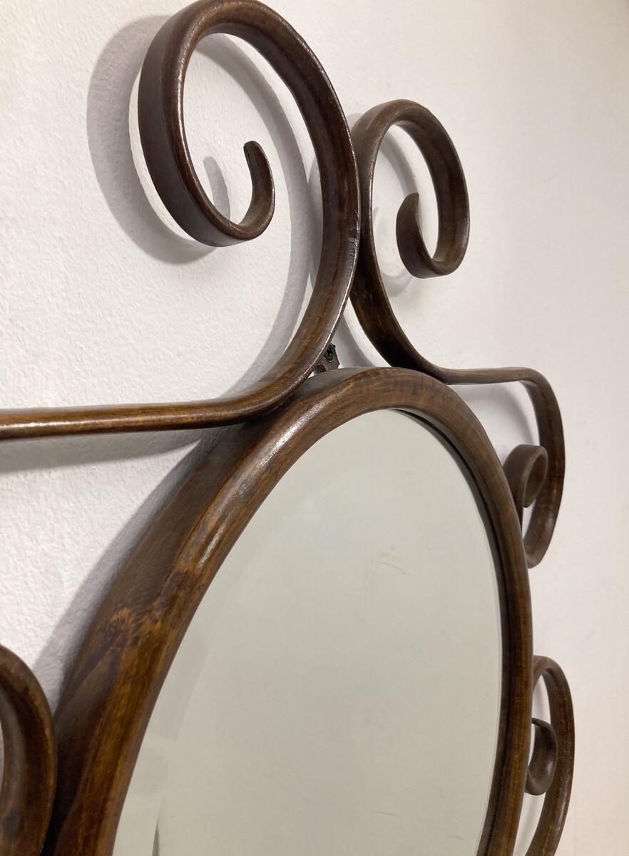 Inizio XX secolo Specchio in bengala di Thonet, 1900 in vendita