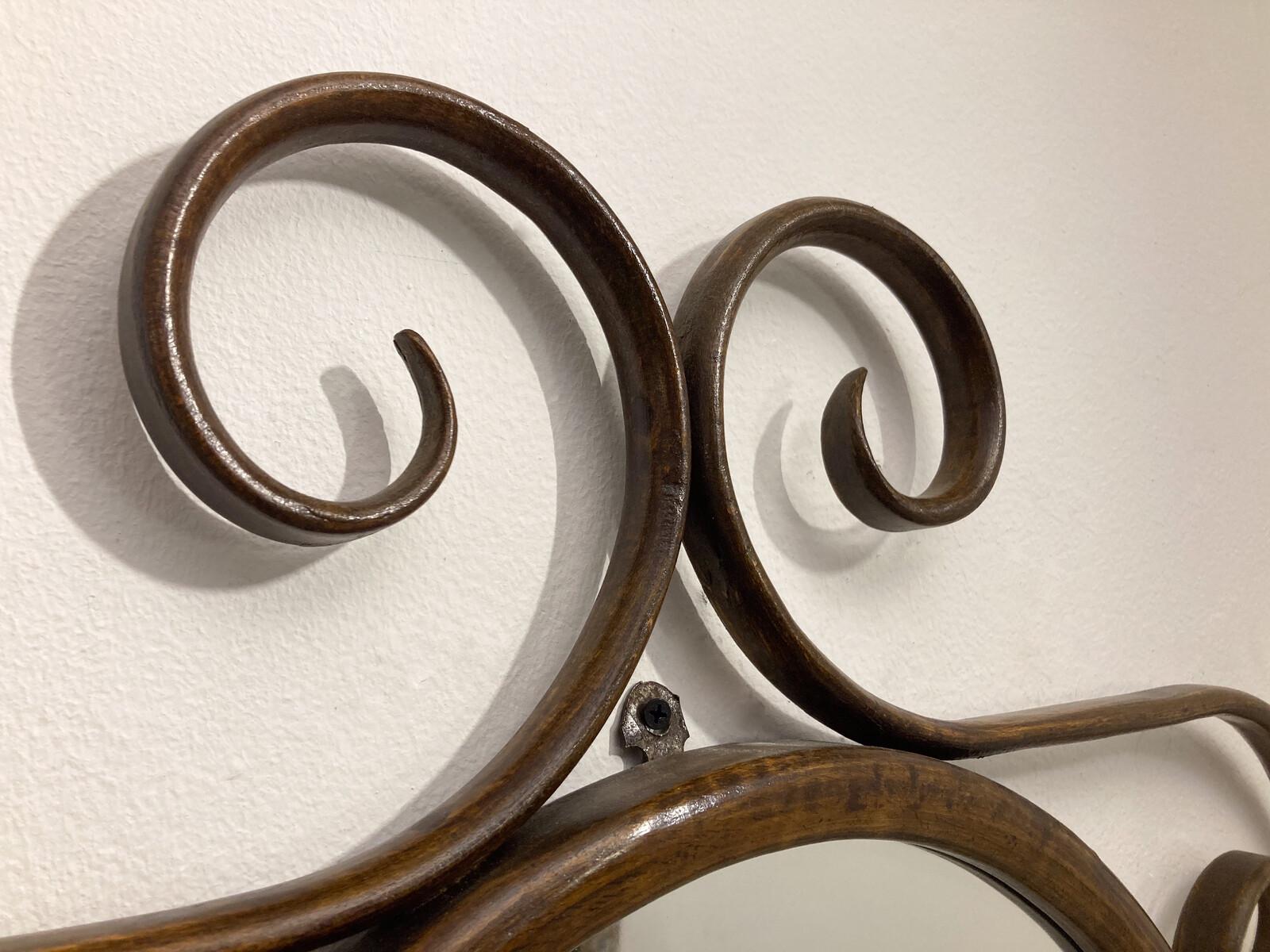Specchio in bengala di Thonet, 1900 in vendita 1