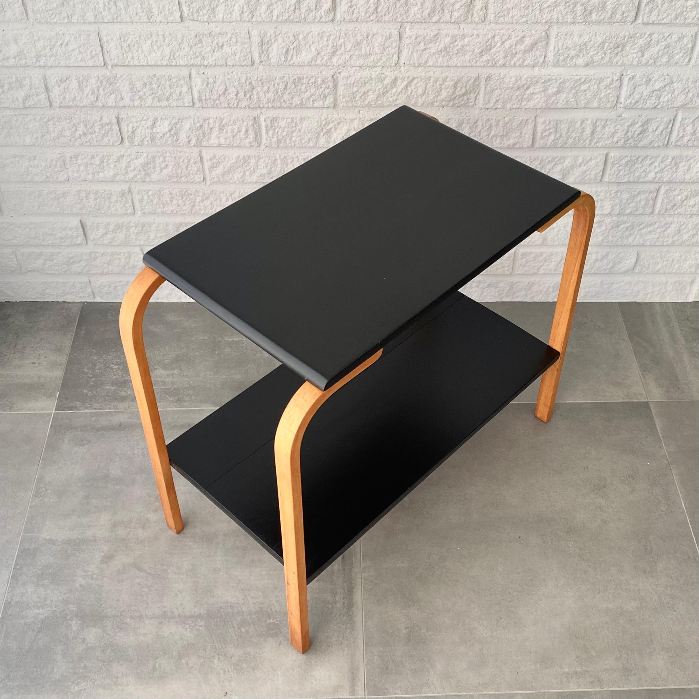 Scandinavian Modern Bentwood modernist side table by Gemla Fabriker, Sweden, 1930s For Sale