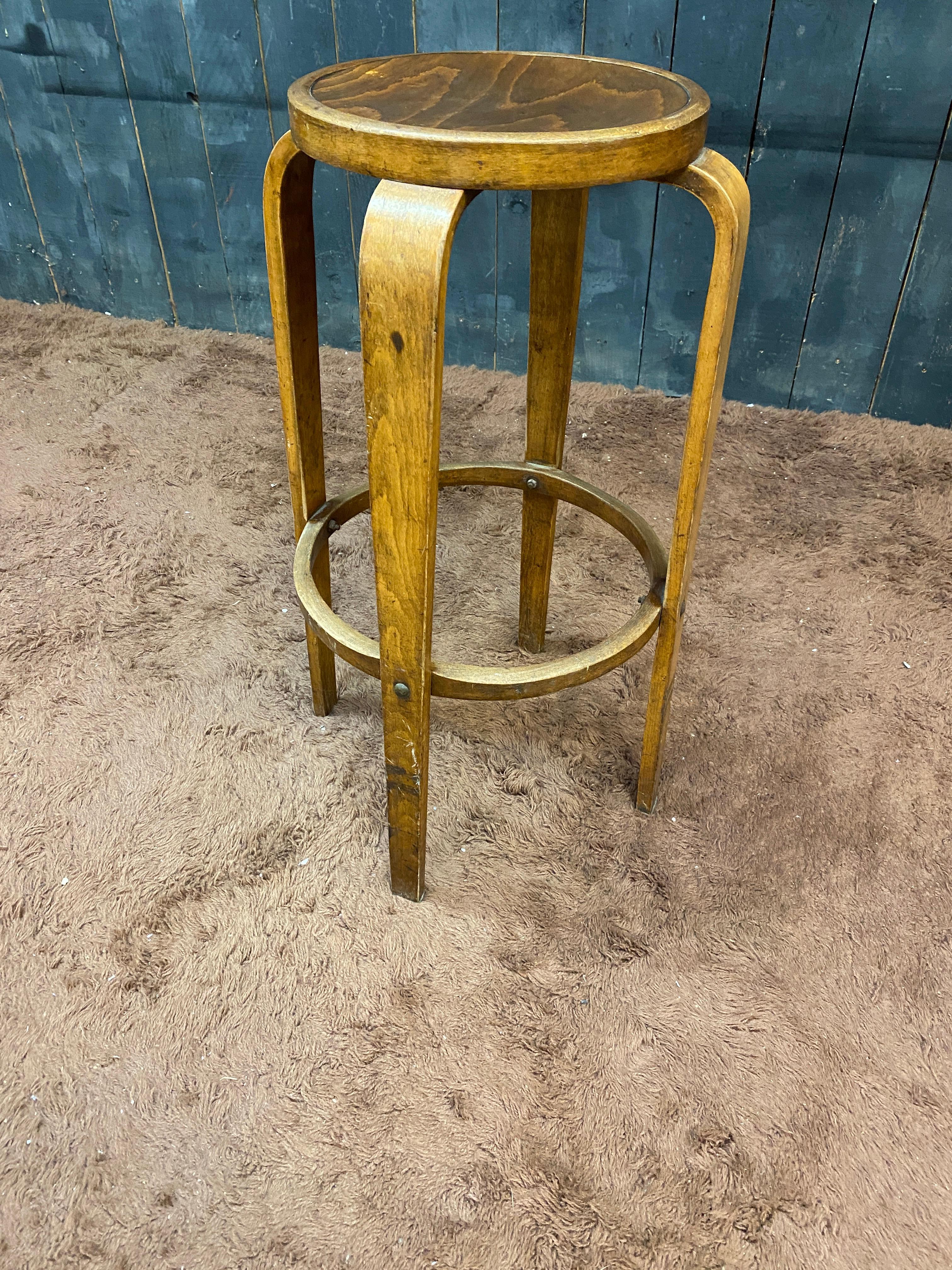 Bugholz  modernistischer Hocker um 1950 im Angebot 5