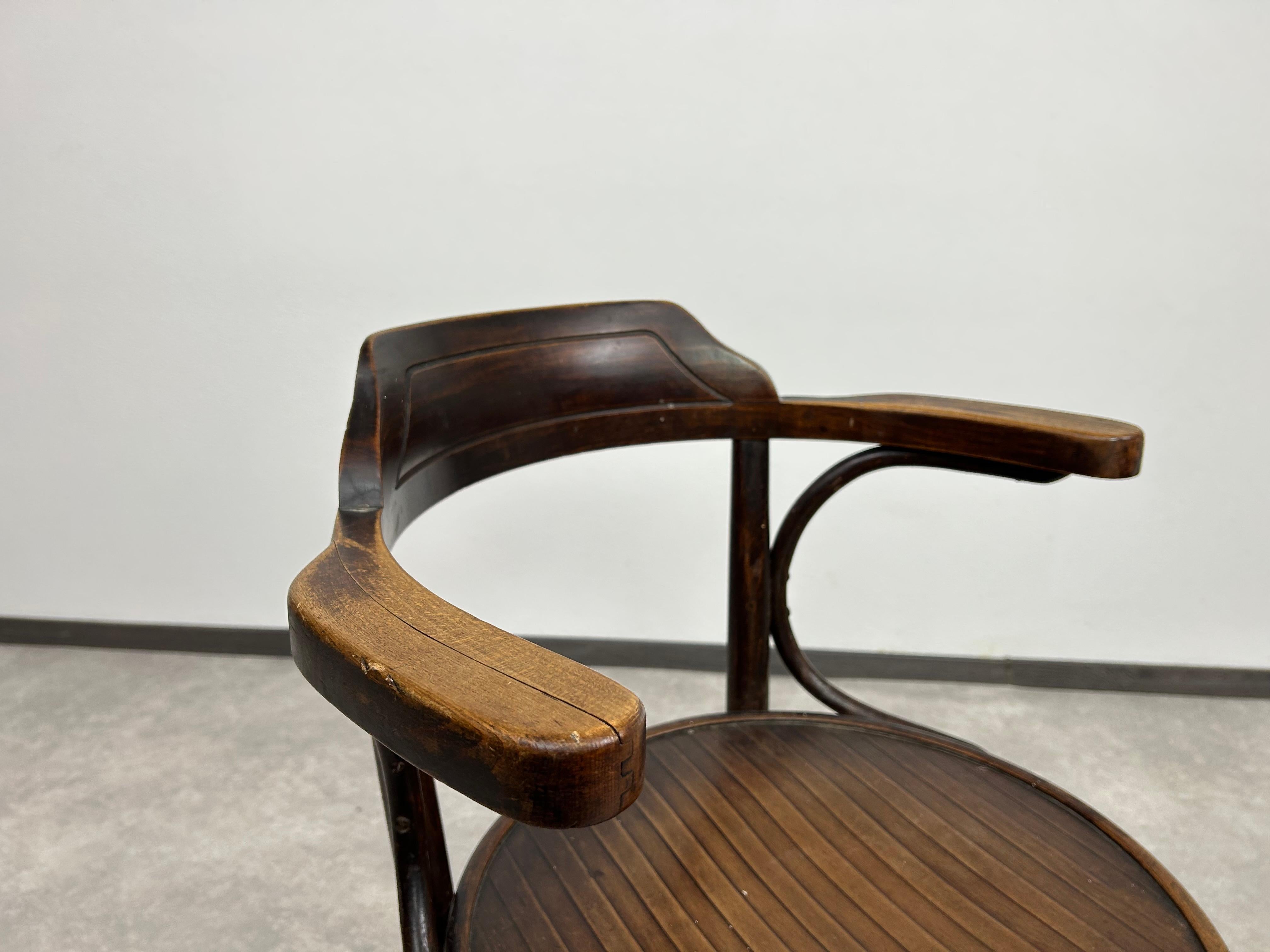 Hêtre Chaise de bureau en bois courbé de Thonet Debrecen en vente