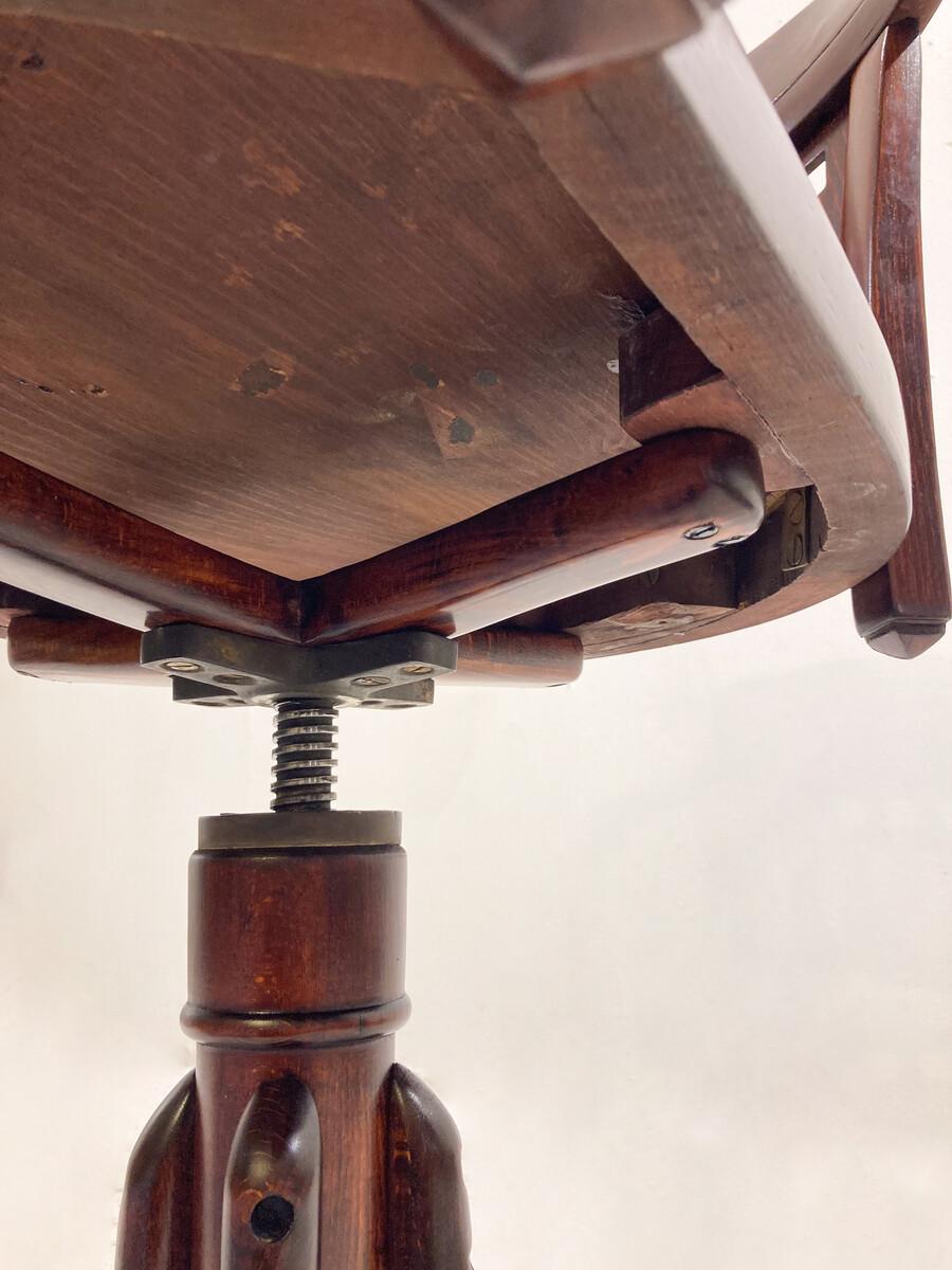 Bentwood Office Chair Otto Wagner for Thonet, 1930s For Sale 2