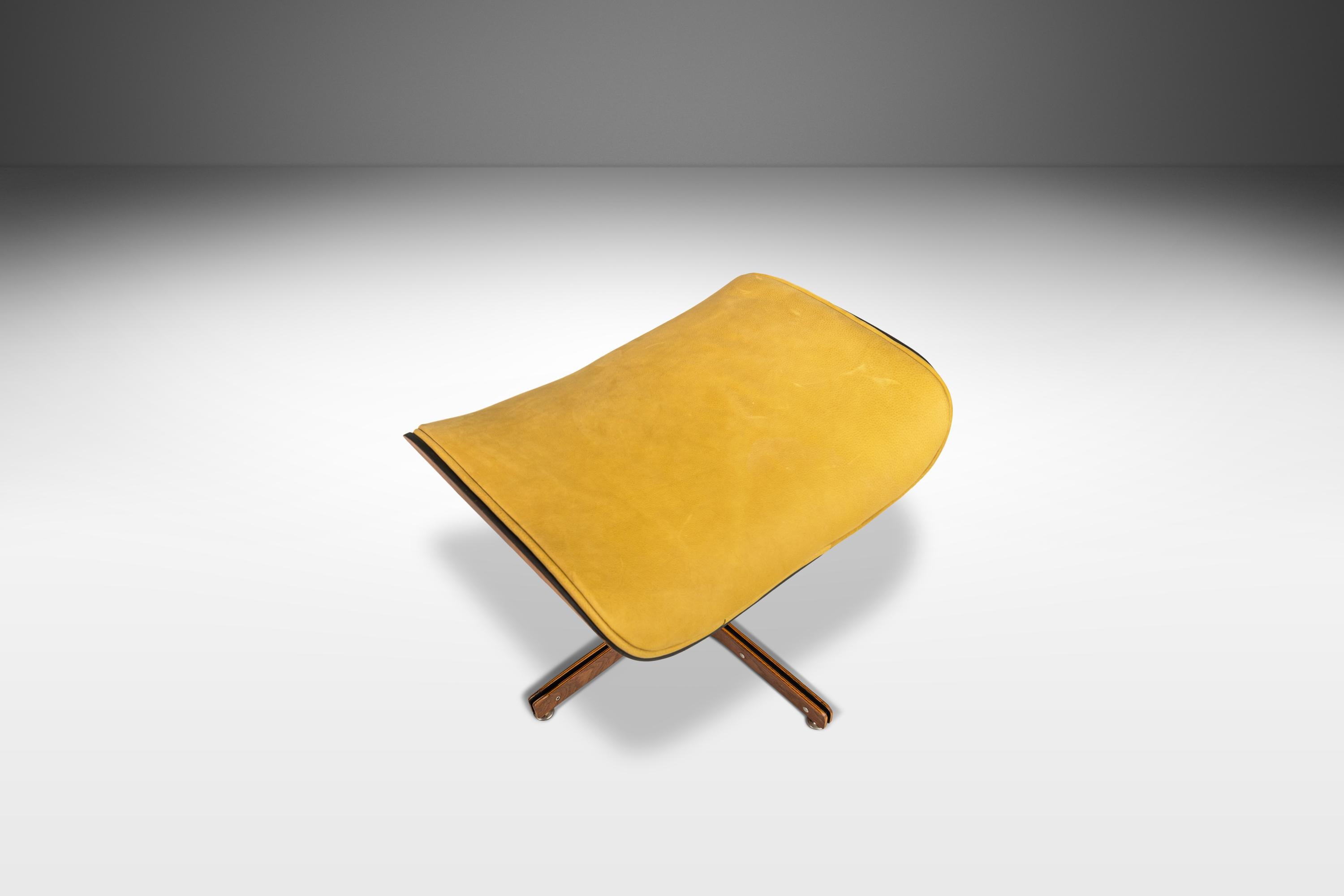 Mid-20th Century Bentwood Ottoman That Pairs Well w/ Mr. Chair Lounger by George Mulhauser, 1960s