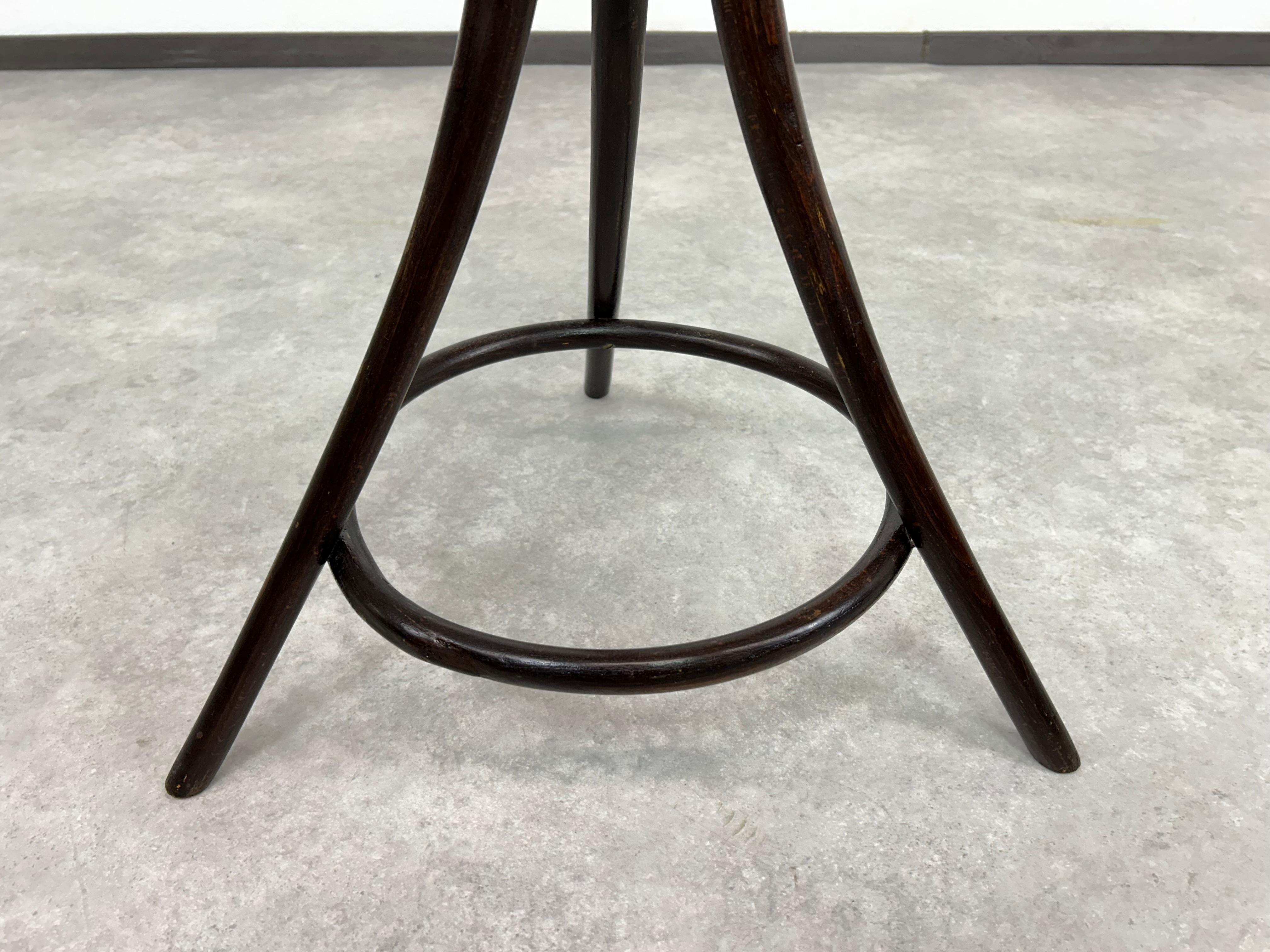 Bentwood plant stand by Thonet For Sale 1