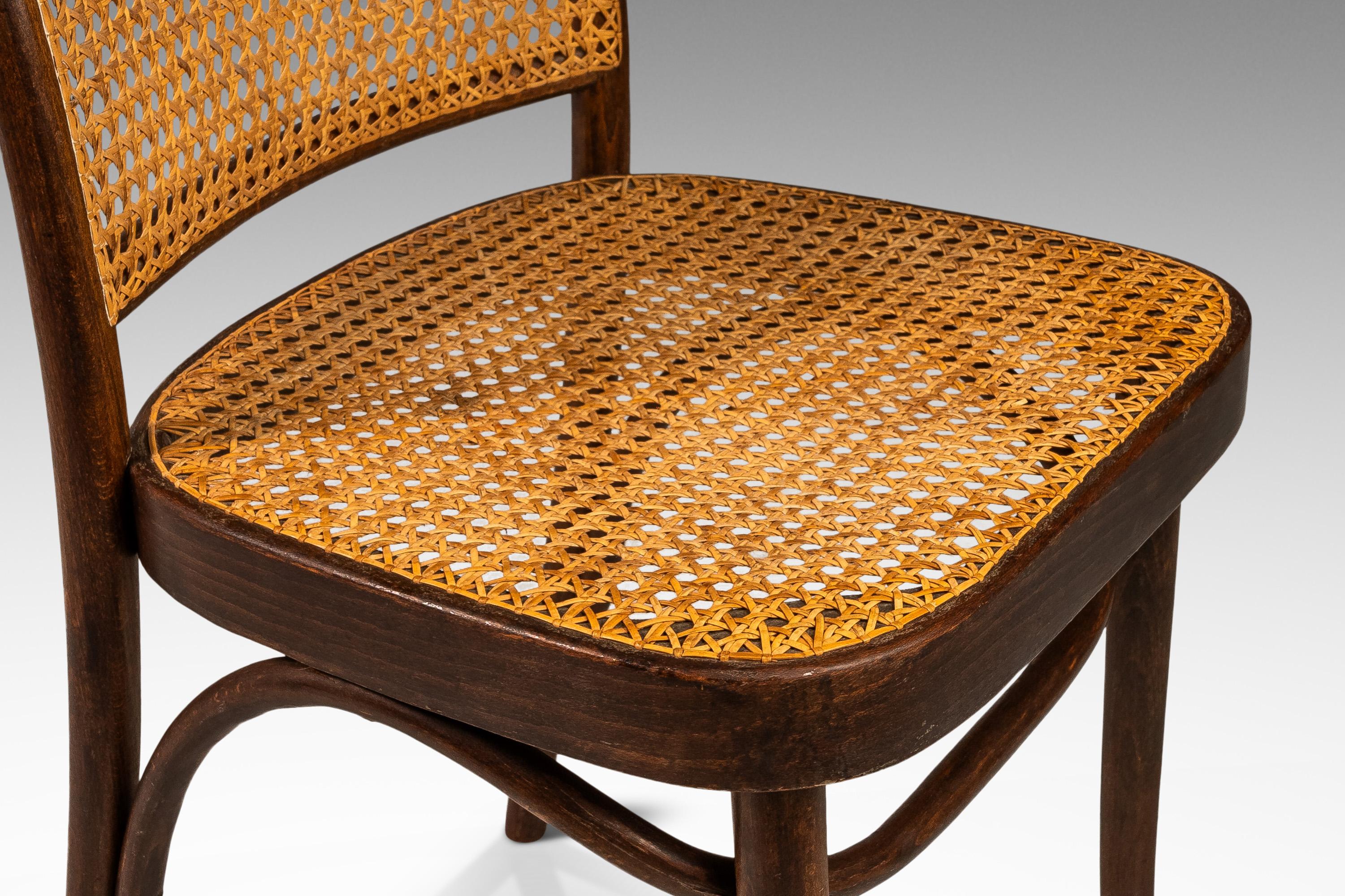 Bentwood Prague Model 811 Chair in Walnut by Josef Frank, Poland, c. 1960s For Sale 7