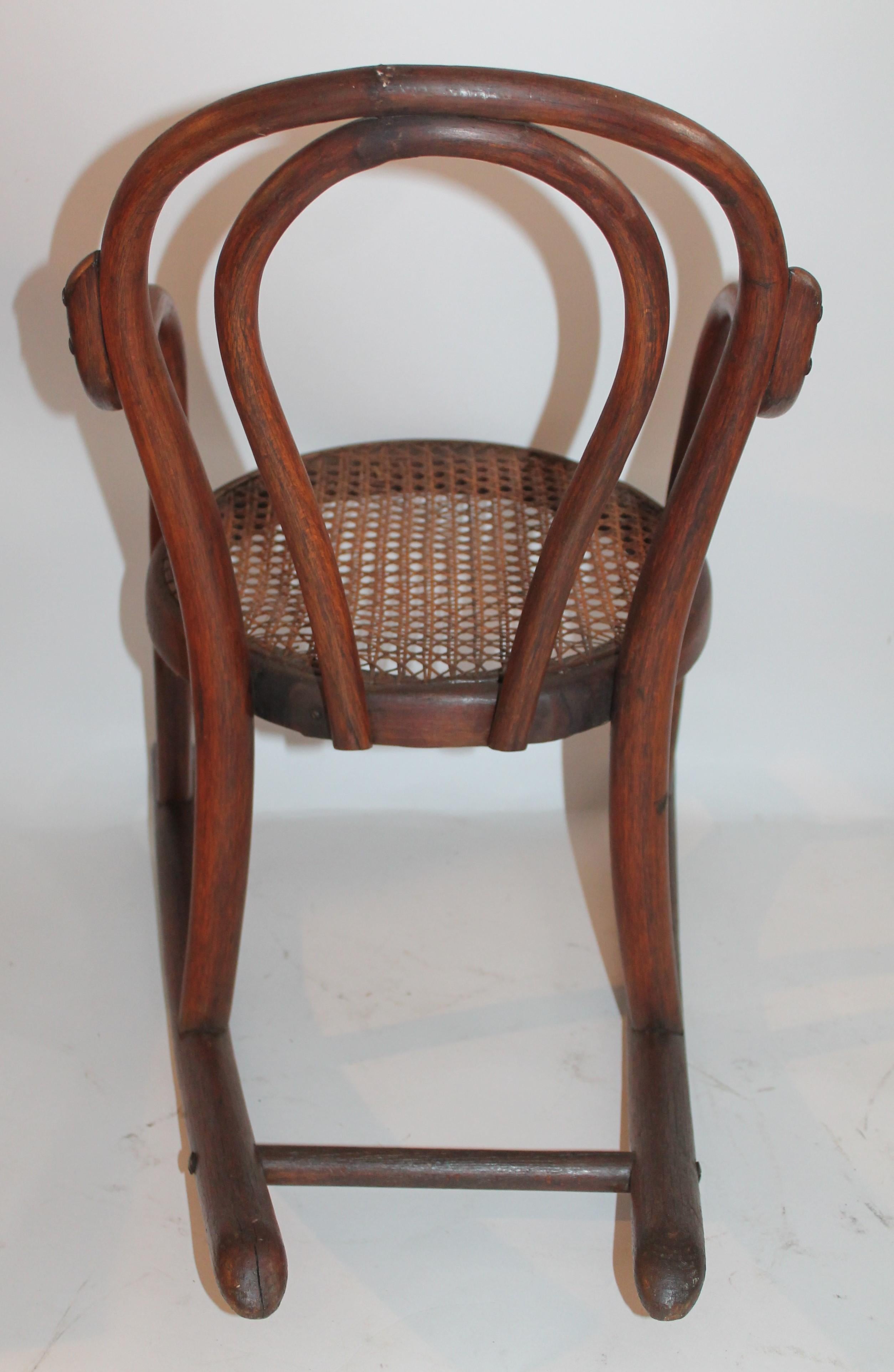 Bentwood Rocker and Chair with Cane Seats, 19th Century For Sale 1