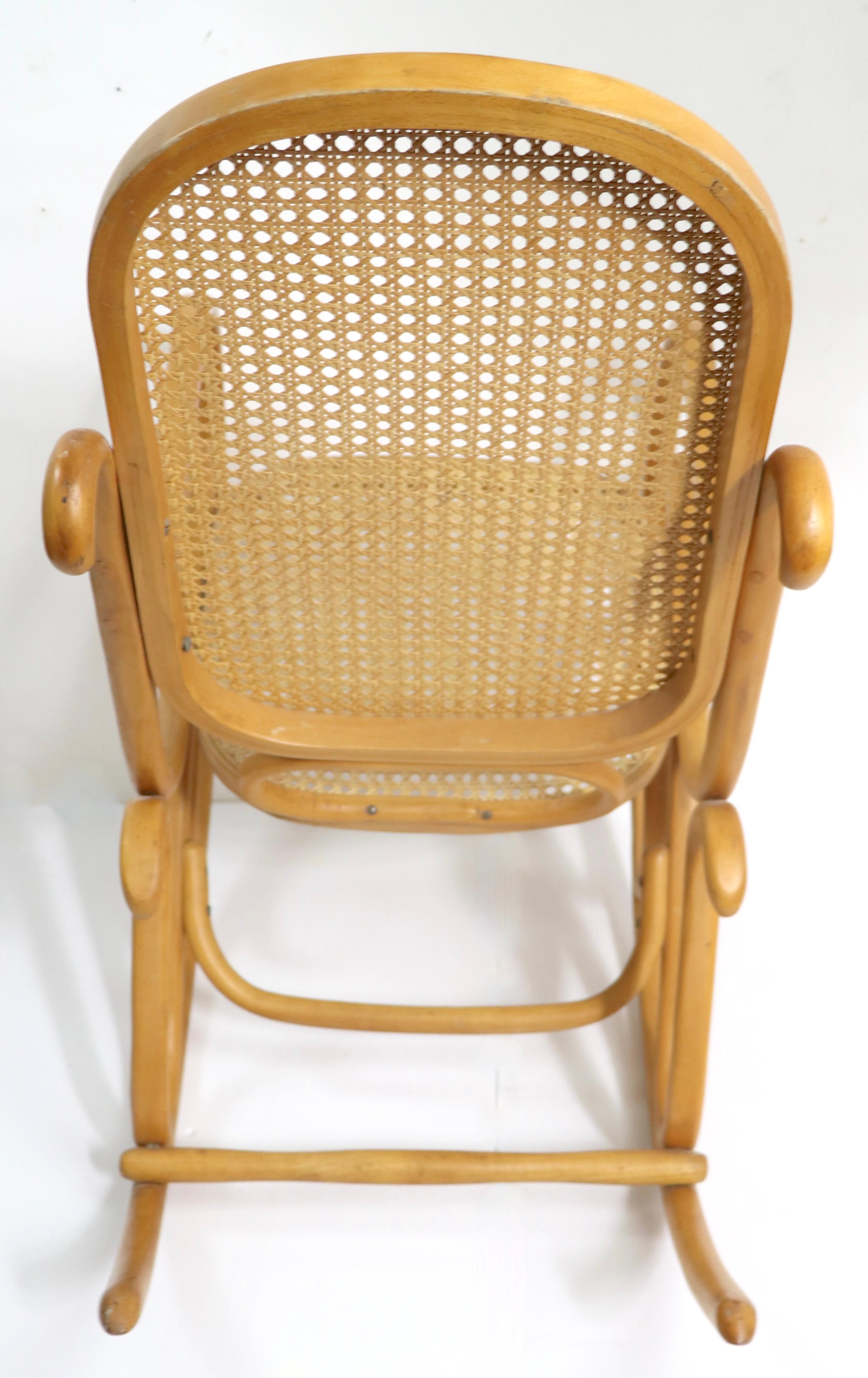 Bentwood Rocking Chair Att. to Thonet 4