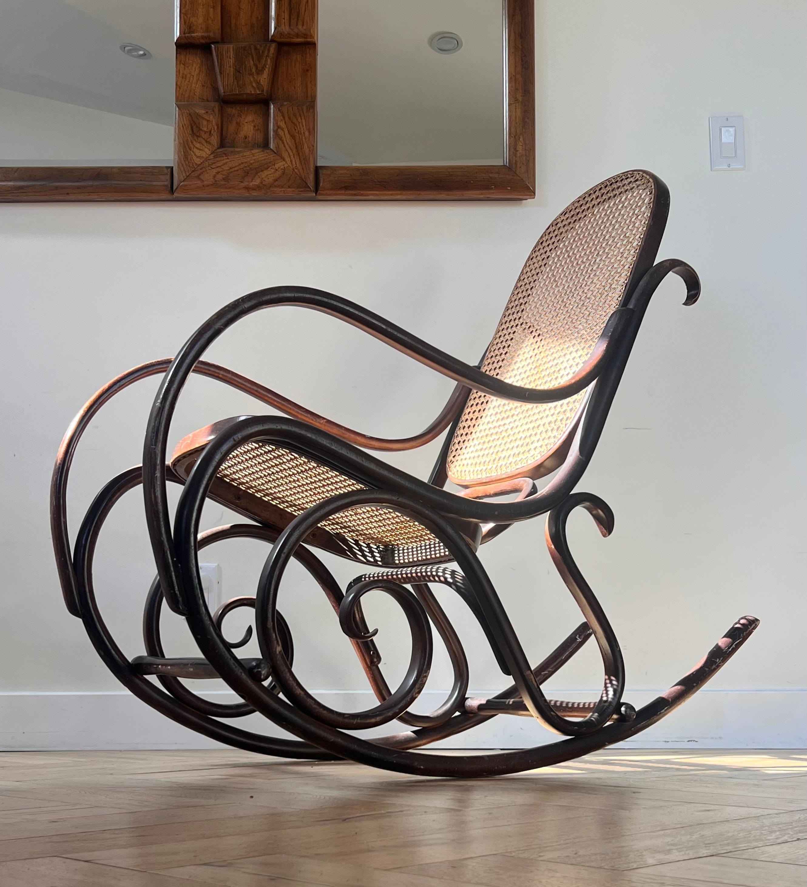 Wicker Bentwood rocking chair attr. Thonet, late 19th century For Sale