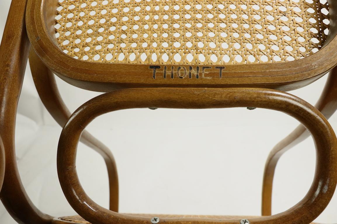 Bentwood Rocking Chair by Thonet 1
