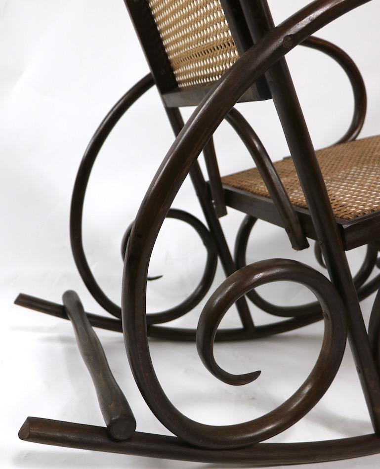 Bentwood Rocking Chair Made in Spain After Thonet In Good Condition In New York, NY