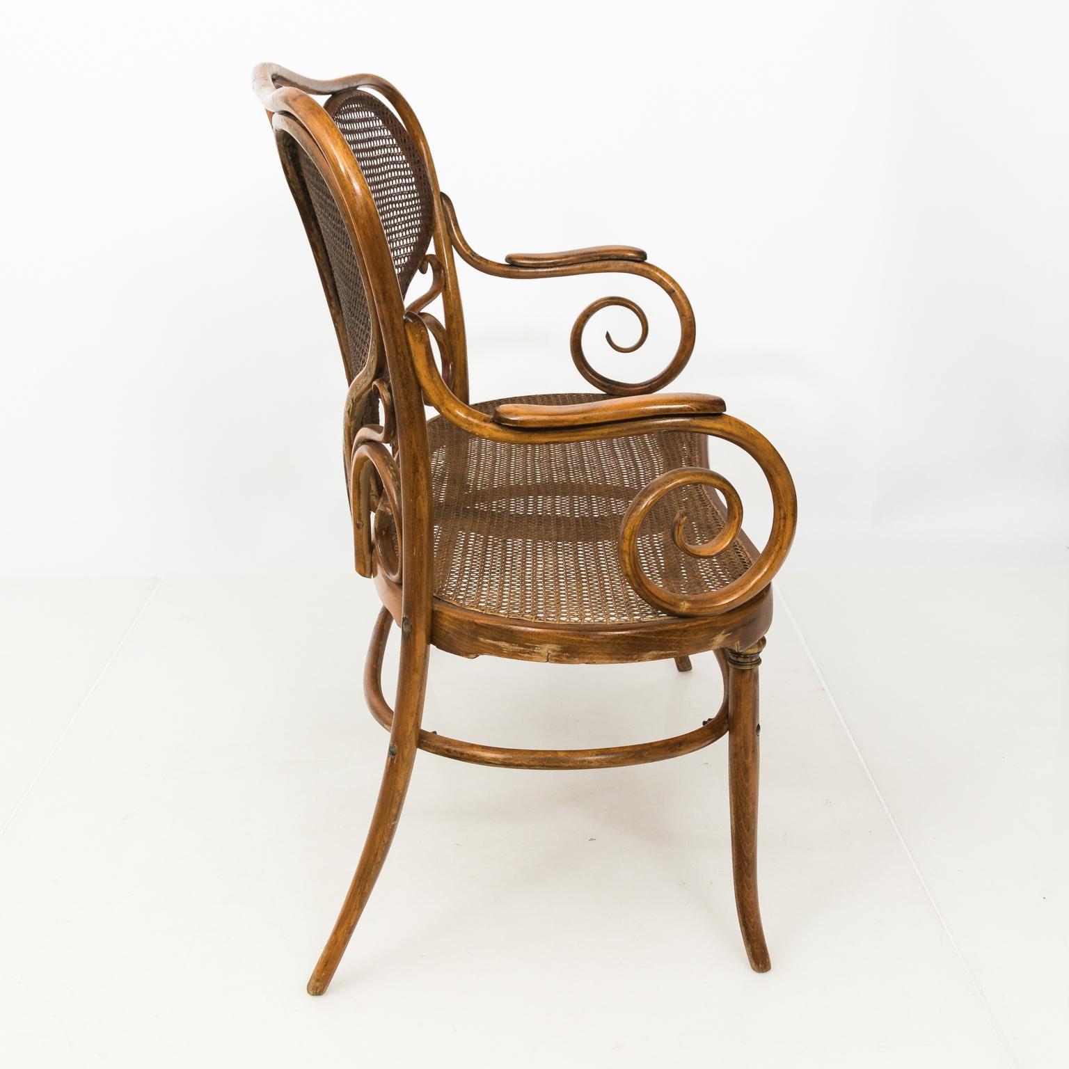 20th Century Bentwood Settee in the Manner of Michael Thonet