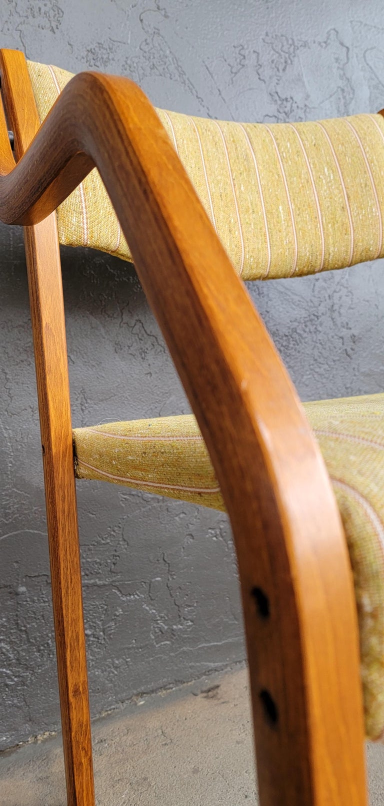 Bentwood Side Chairs a Pair For Sale at 1stDibs