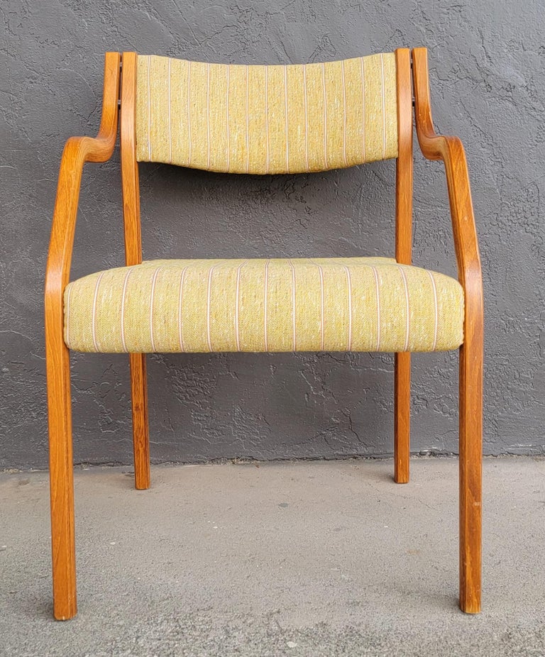 Bentwood Side Chairs a Pair For Sale at 1stDibs
