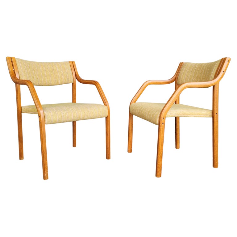 Bentwood Side Chairs a Pair For Sale at 1stDibs