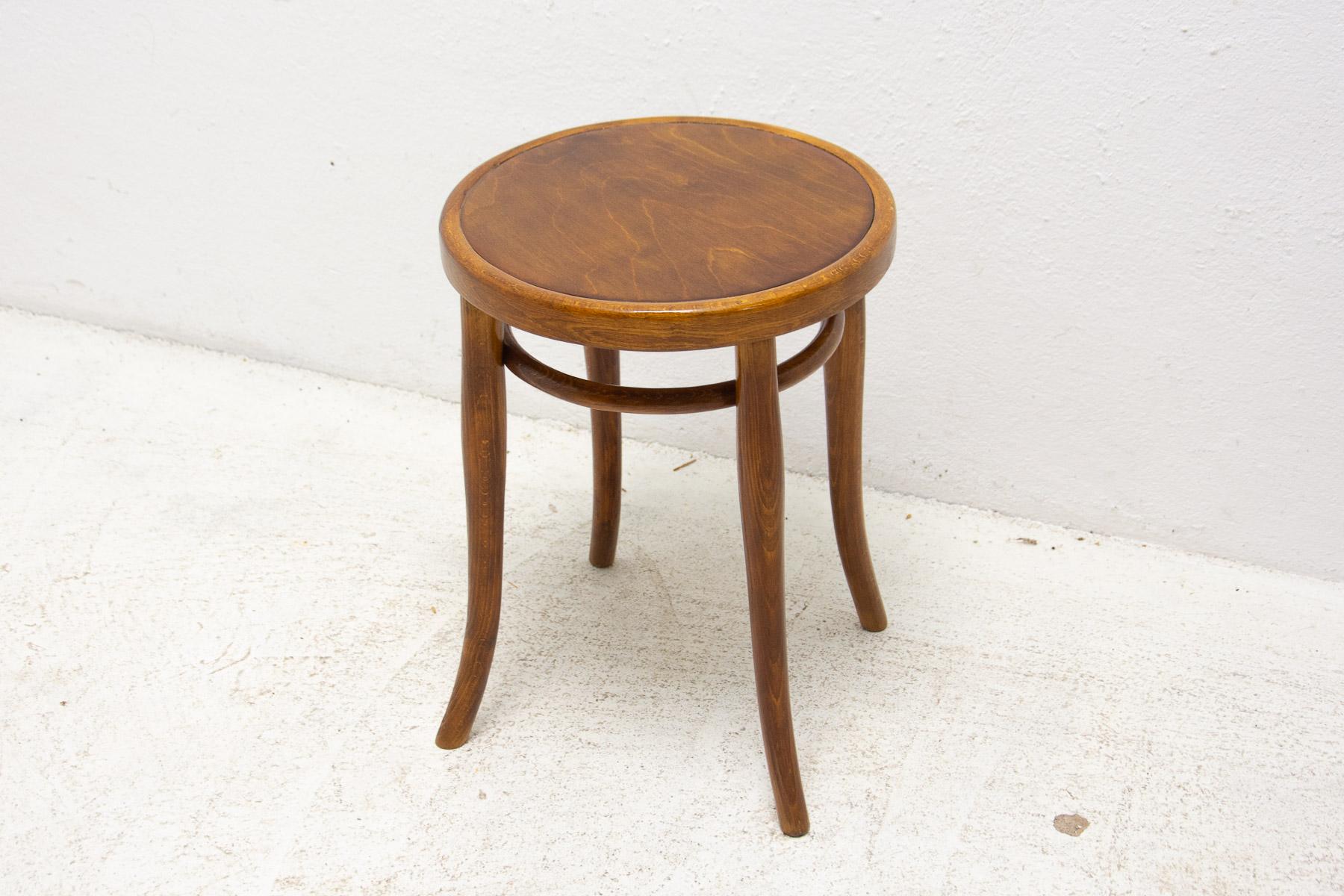 Bentwood Stool, 1920´s, Czechoslovakia In Good Condition In Prague 8, CZ